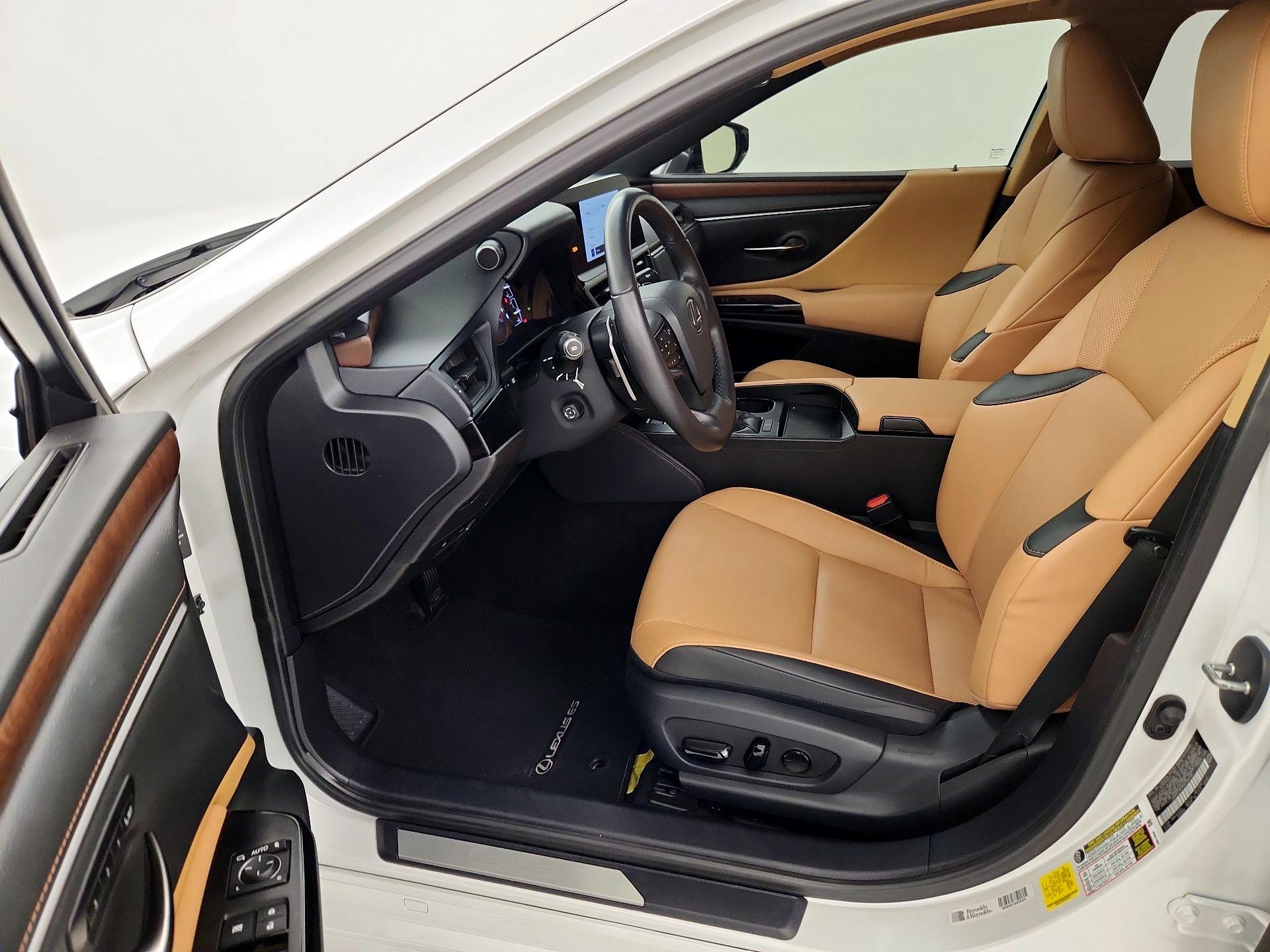 Thumbnail: 2025 Lexus ES - 11