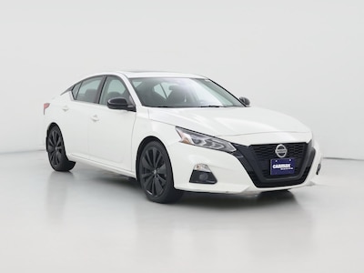 2022 Nissan Altima SR