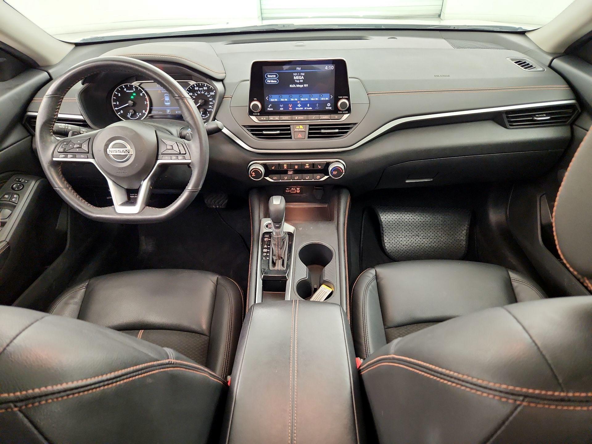 Thumbnail: 2022 Nissan Altima - 9