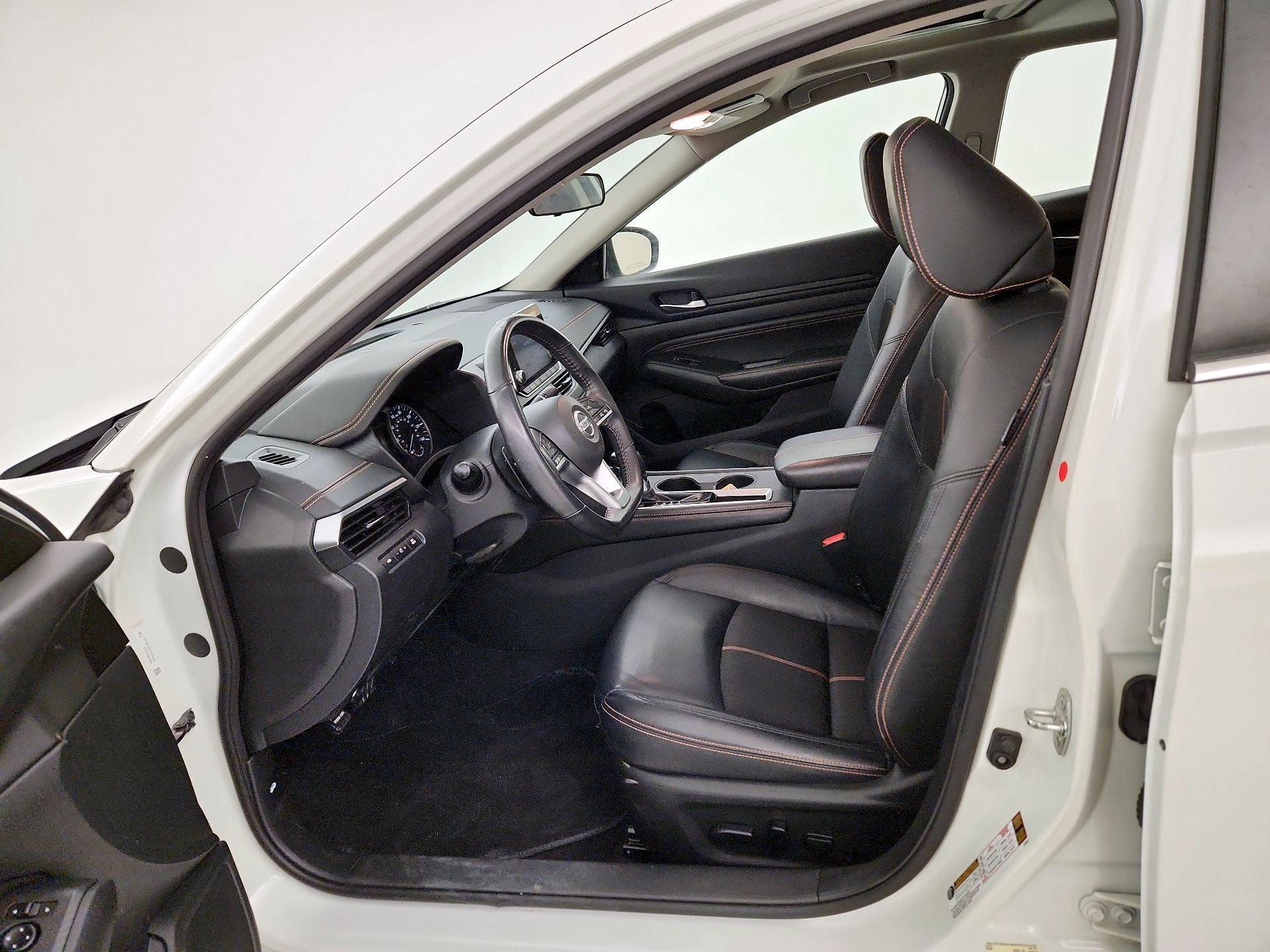 Thumbnail: 2022 Nissan Altima - 11