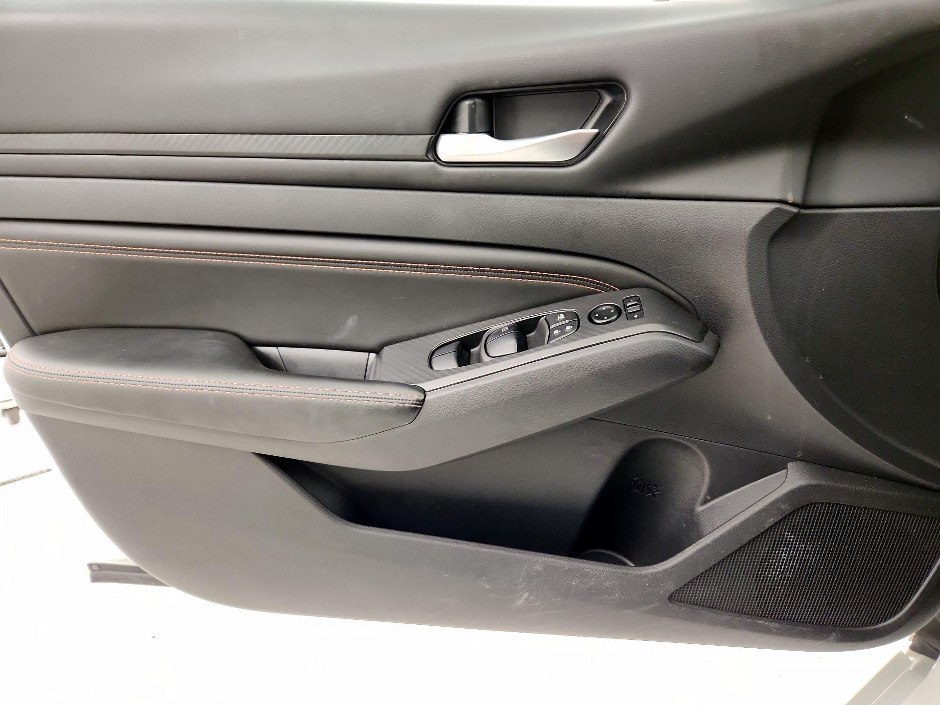 Thumbnail: 2022 Nissan Altima - 12