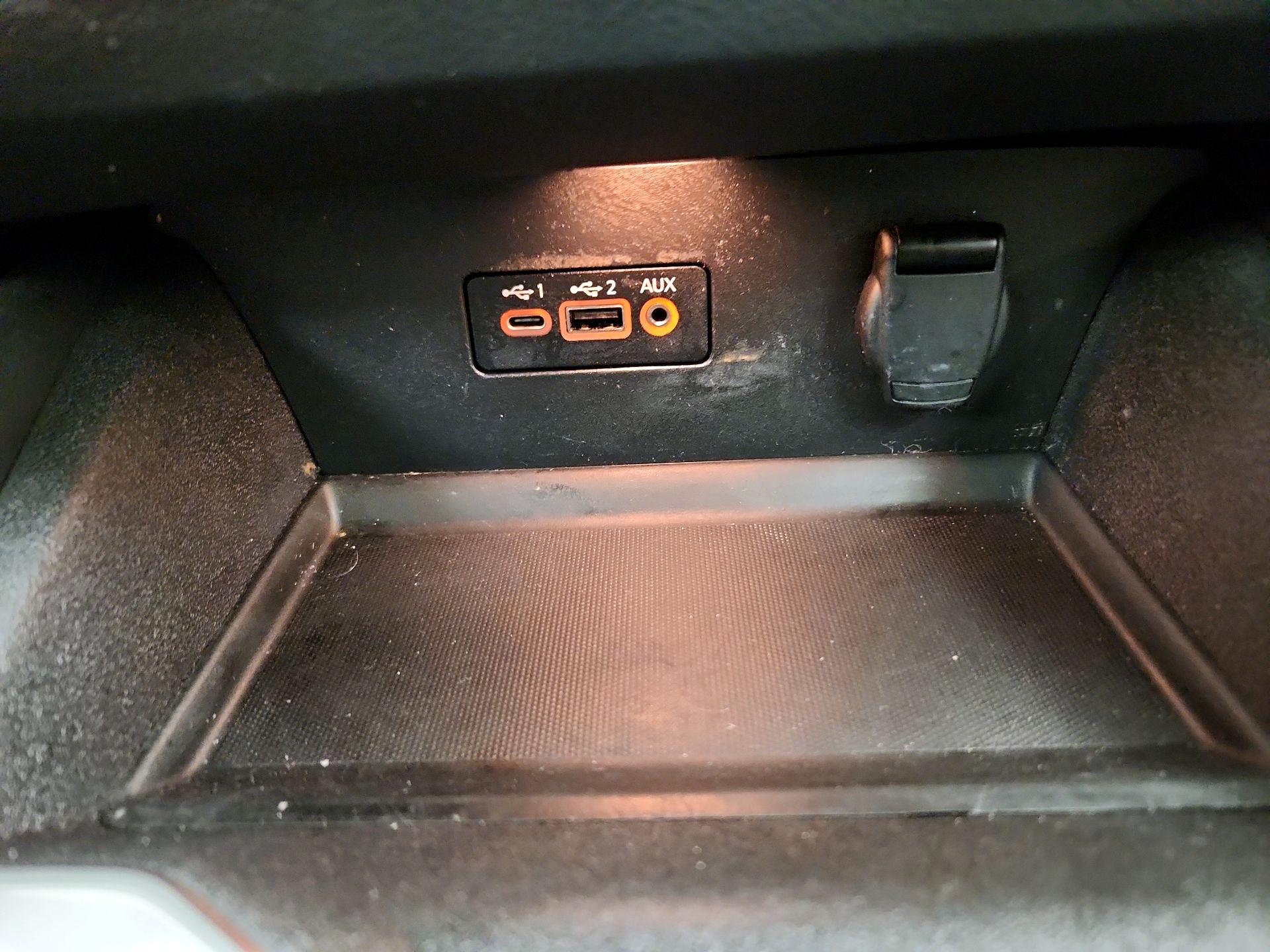 Thumbnail: 2022 Nissan Altima - 18