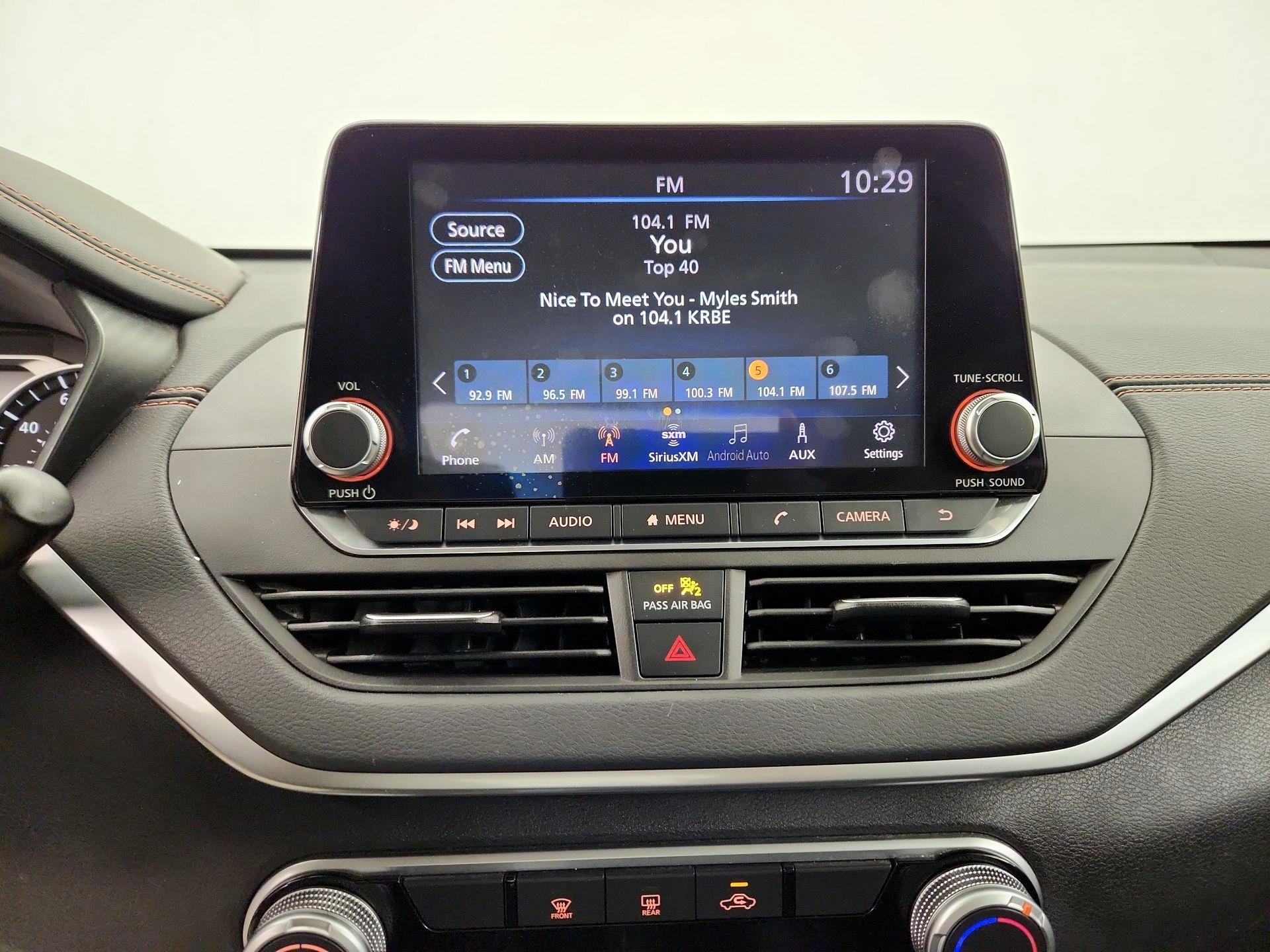 Thumbnail: 2021 Nissan Altima - 15