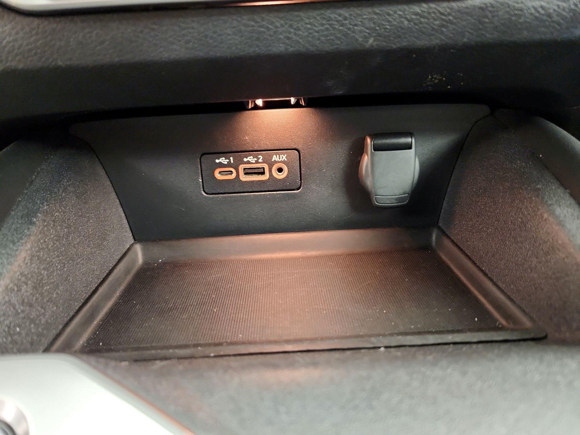 Thumbnail: 2021 Nissan Altima - 18