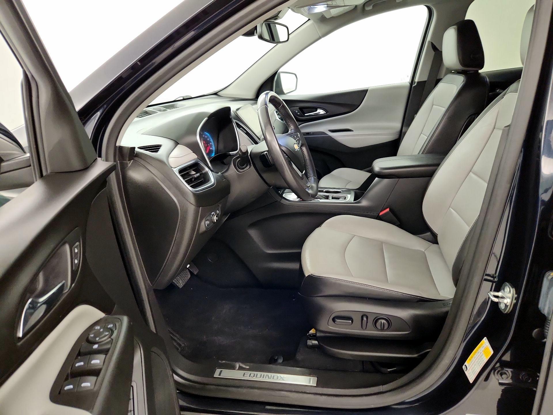 Thumbnail: 2021 Chevrolet Equinox - 11