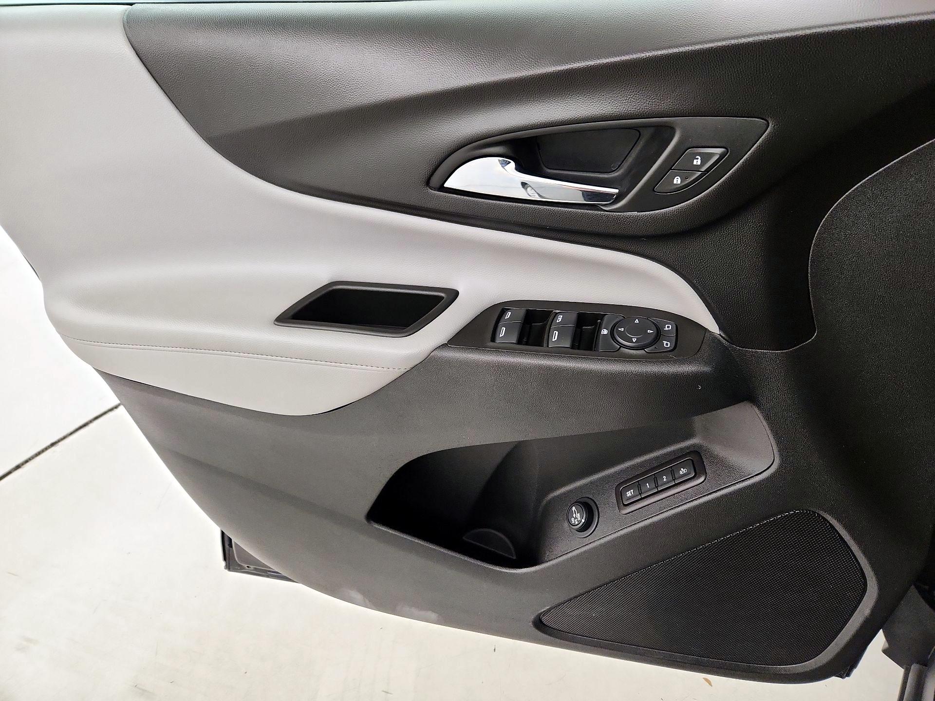 Thumbnail: 2021 Chevrolet Equinox - 12