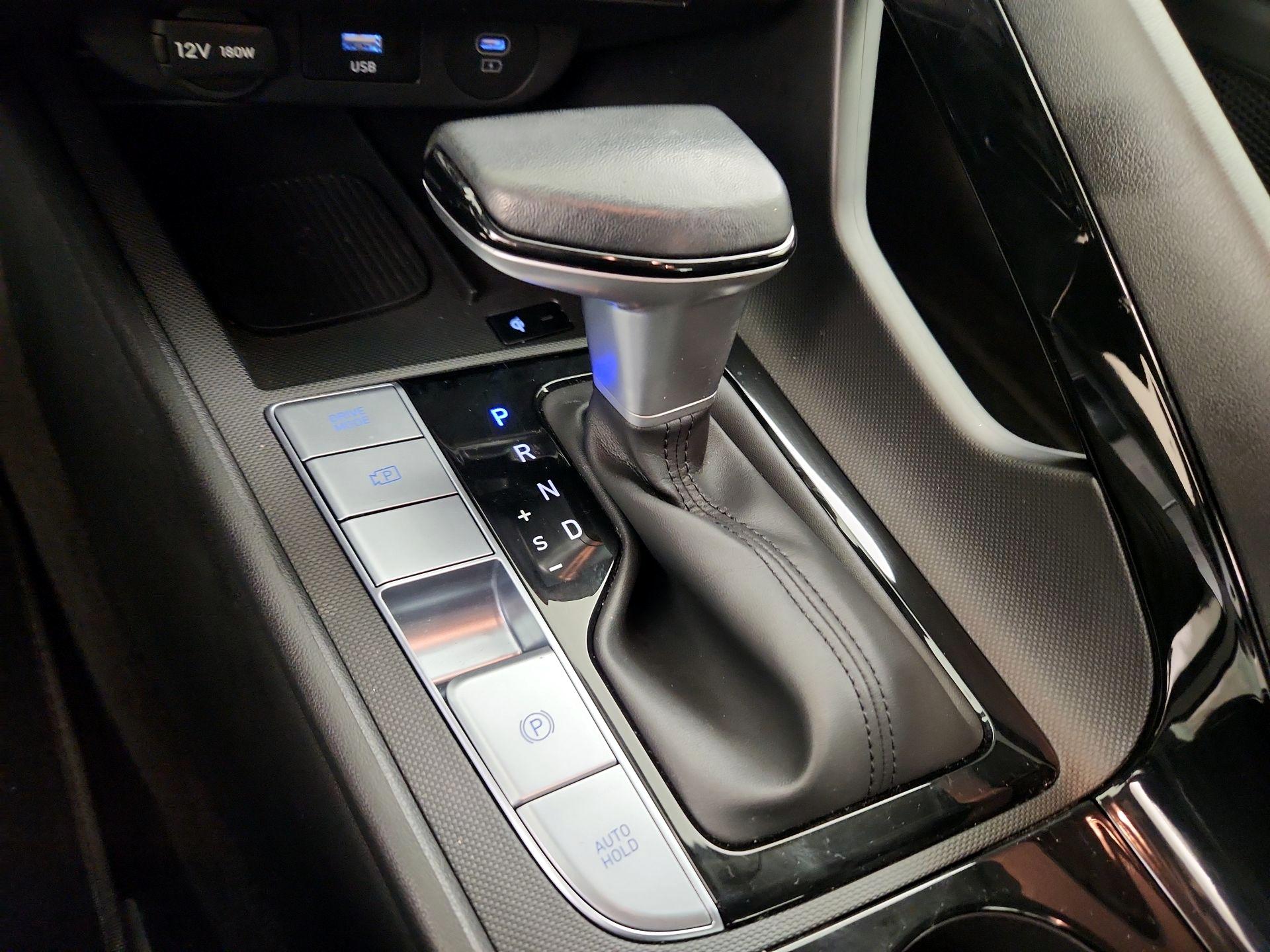 Thumbnail: 2024 Hyundai Elantra - 18