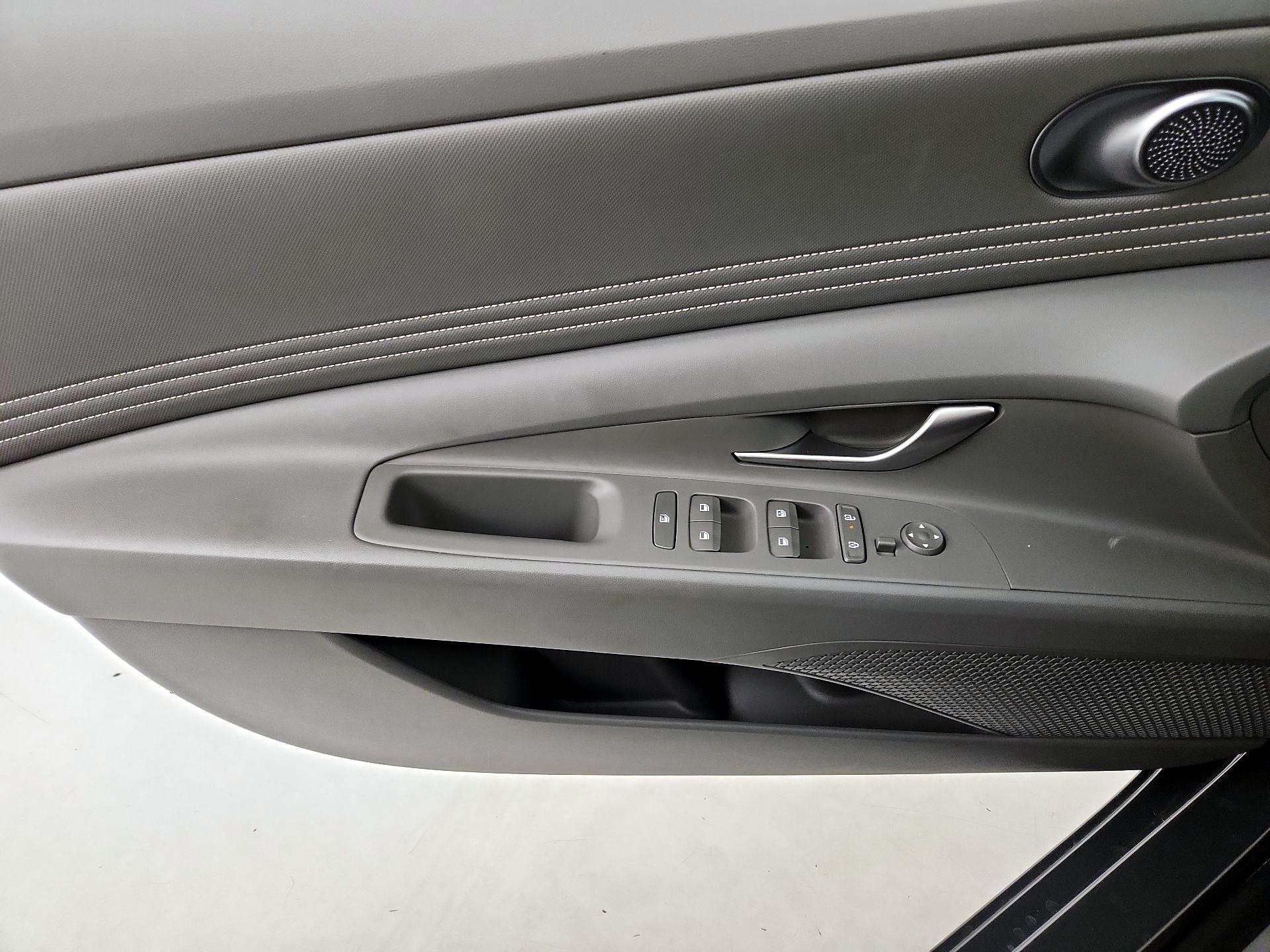 Thumbnail: 2024 Hyundai Elantra - 12