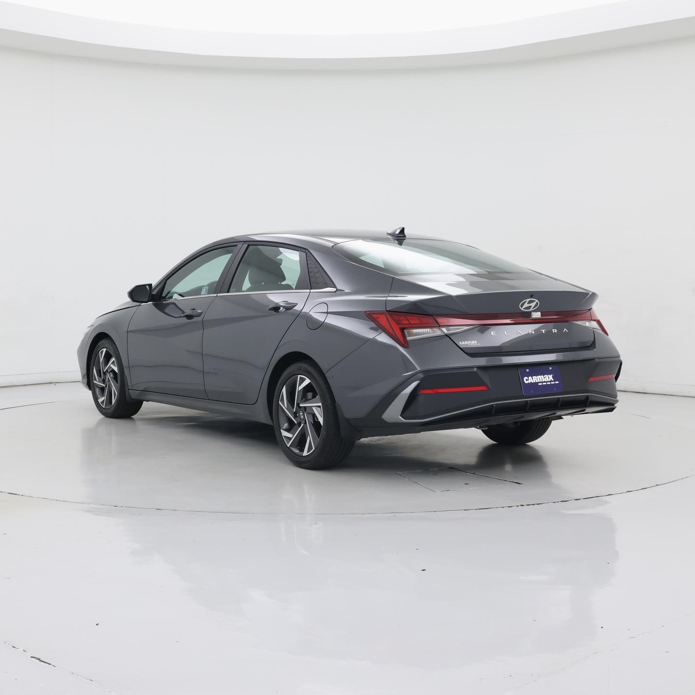 Thumbnail: 2024 Hyundai Elantra - 2