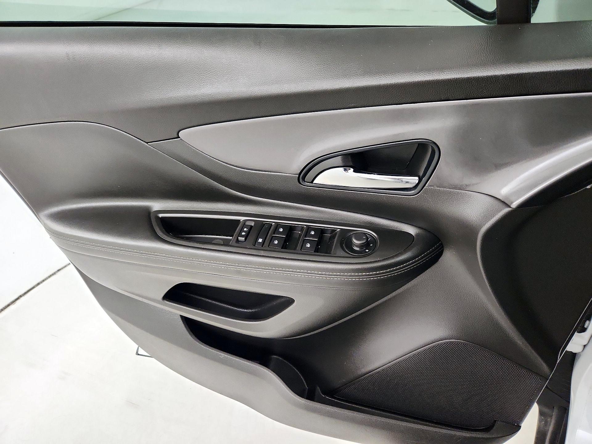 Thumbnail: 2020 Buick Encore - 12