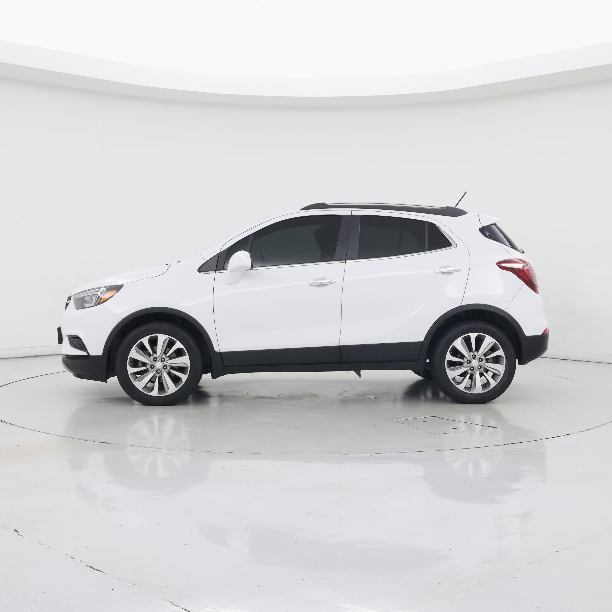 Thumbnail: 2020 Buick Encore - 3