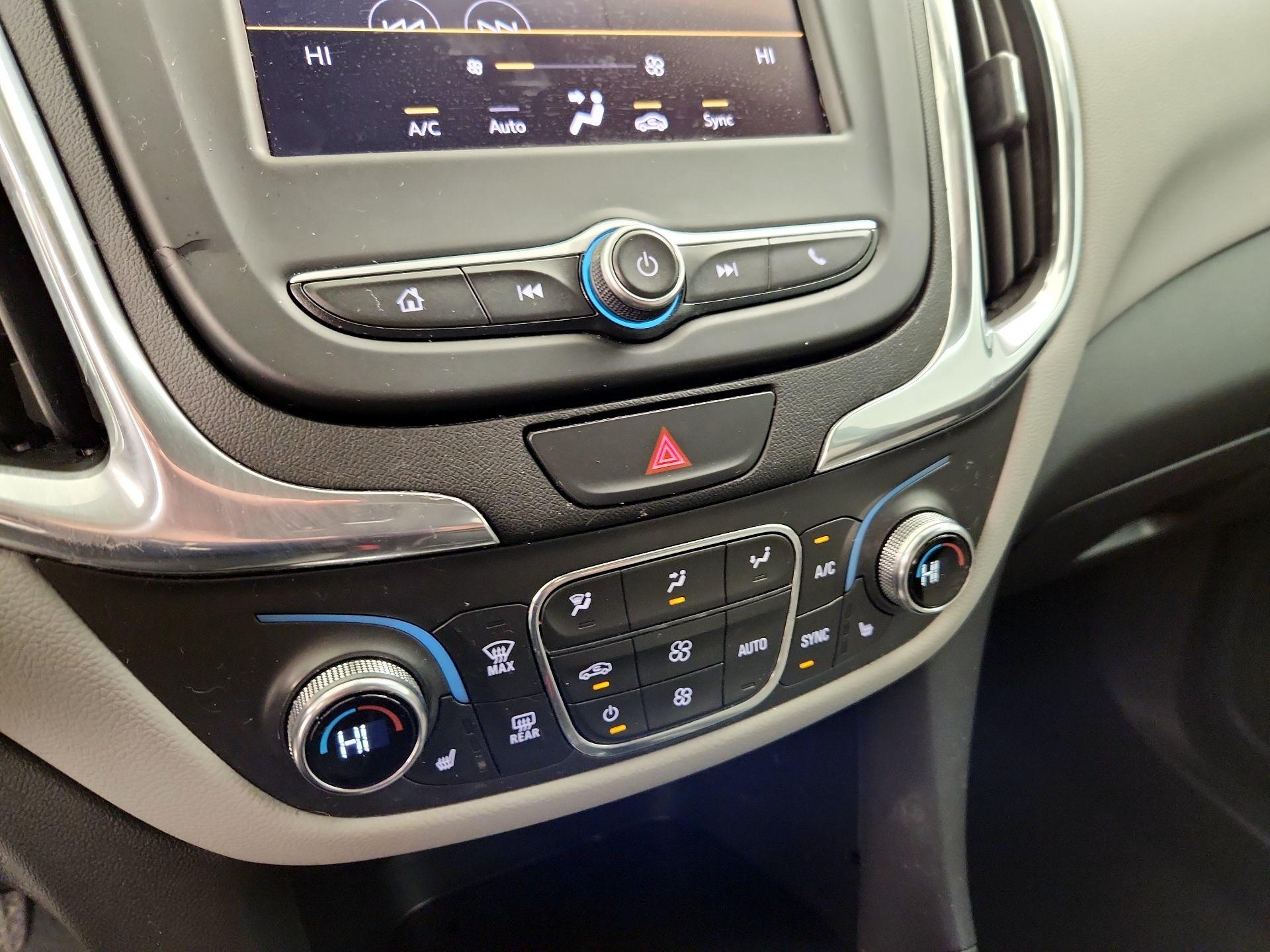 Thumbnail: 2020 Chevrolet Equinox - 16