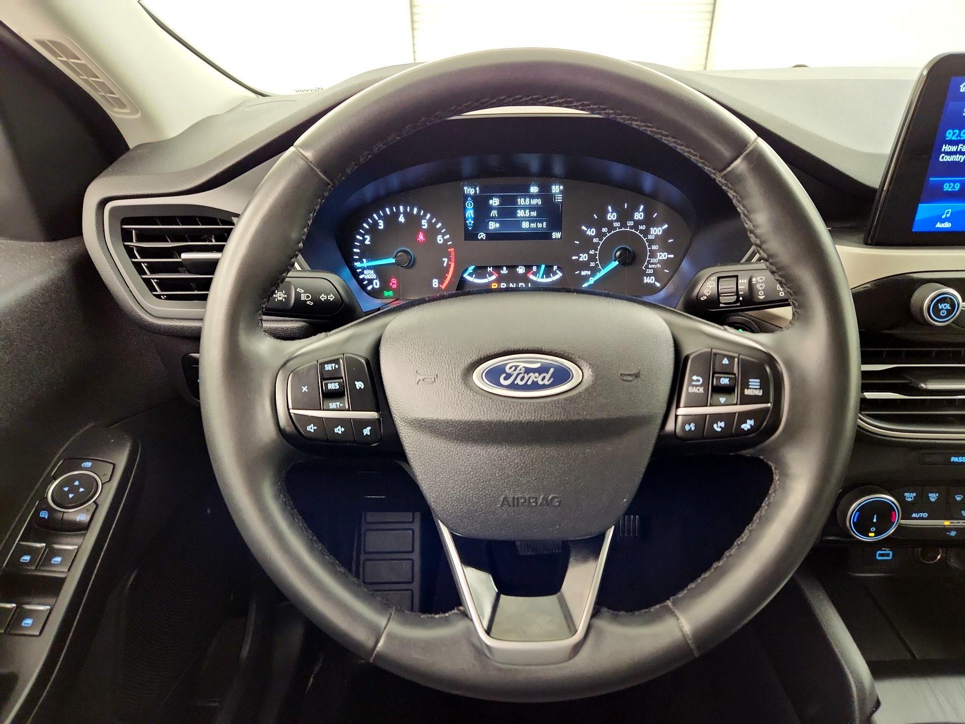 Thumbnail: 2022 Ford Escape - 10