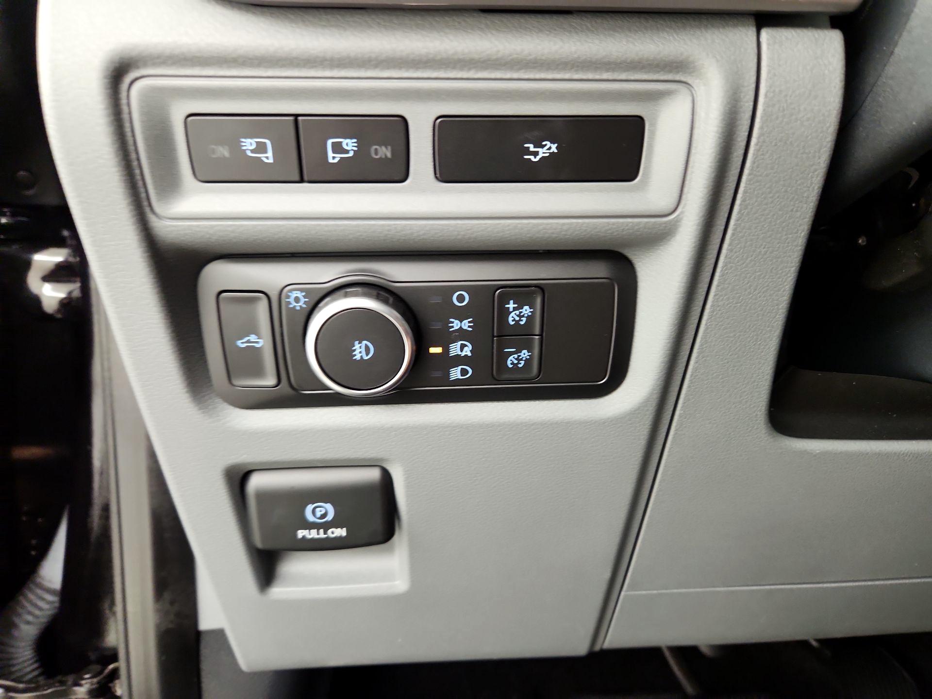 Thumbnail: 2022 Ford F-150 - 13