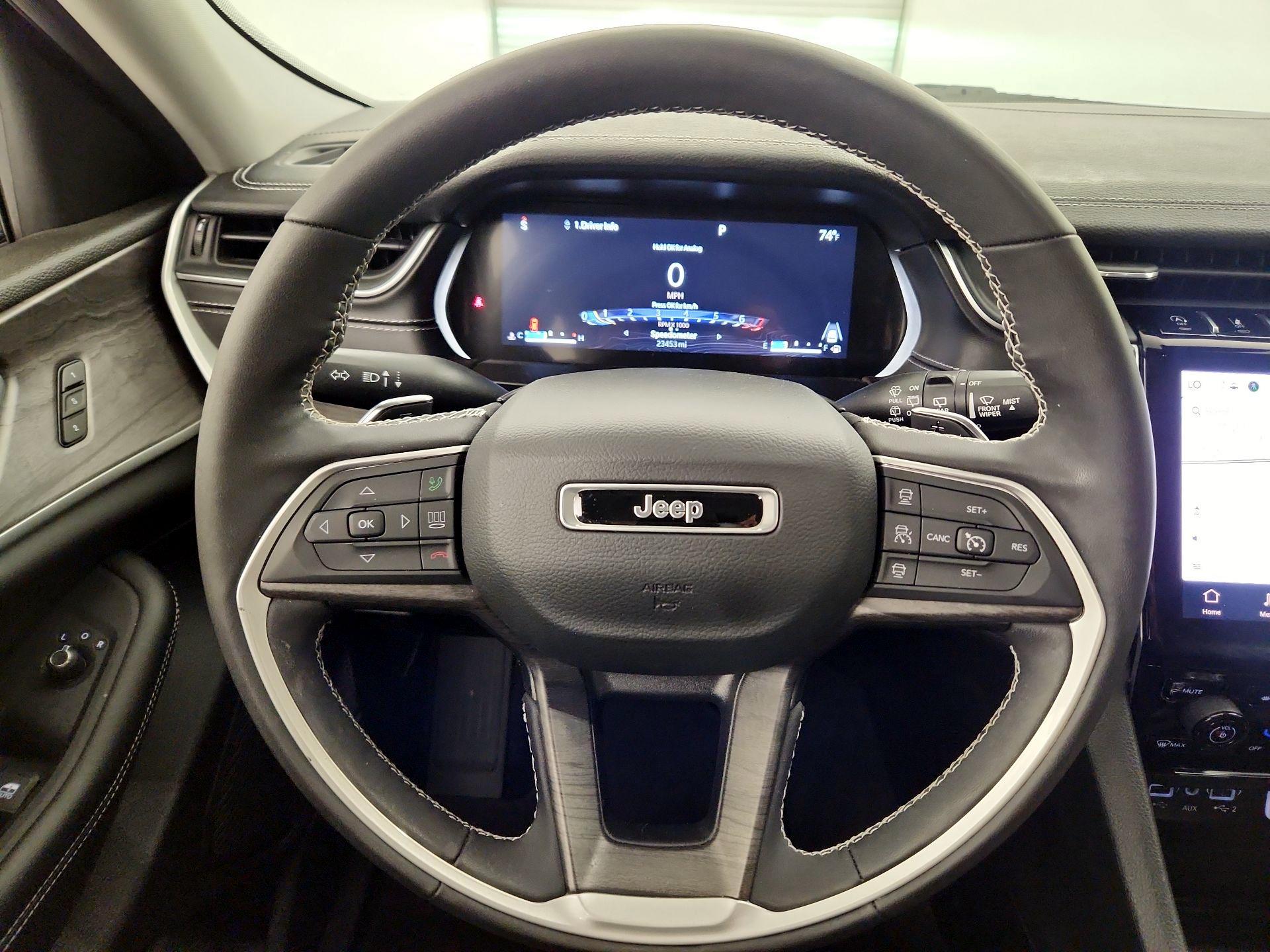 Thumbnail: 2023 Jeep Grand Cherokee - 10