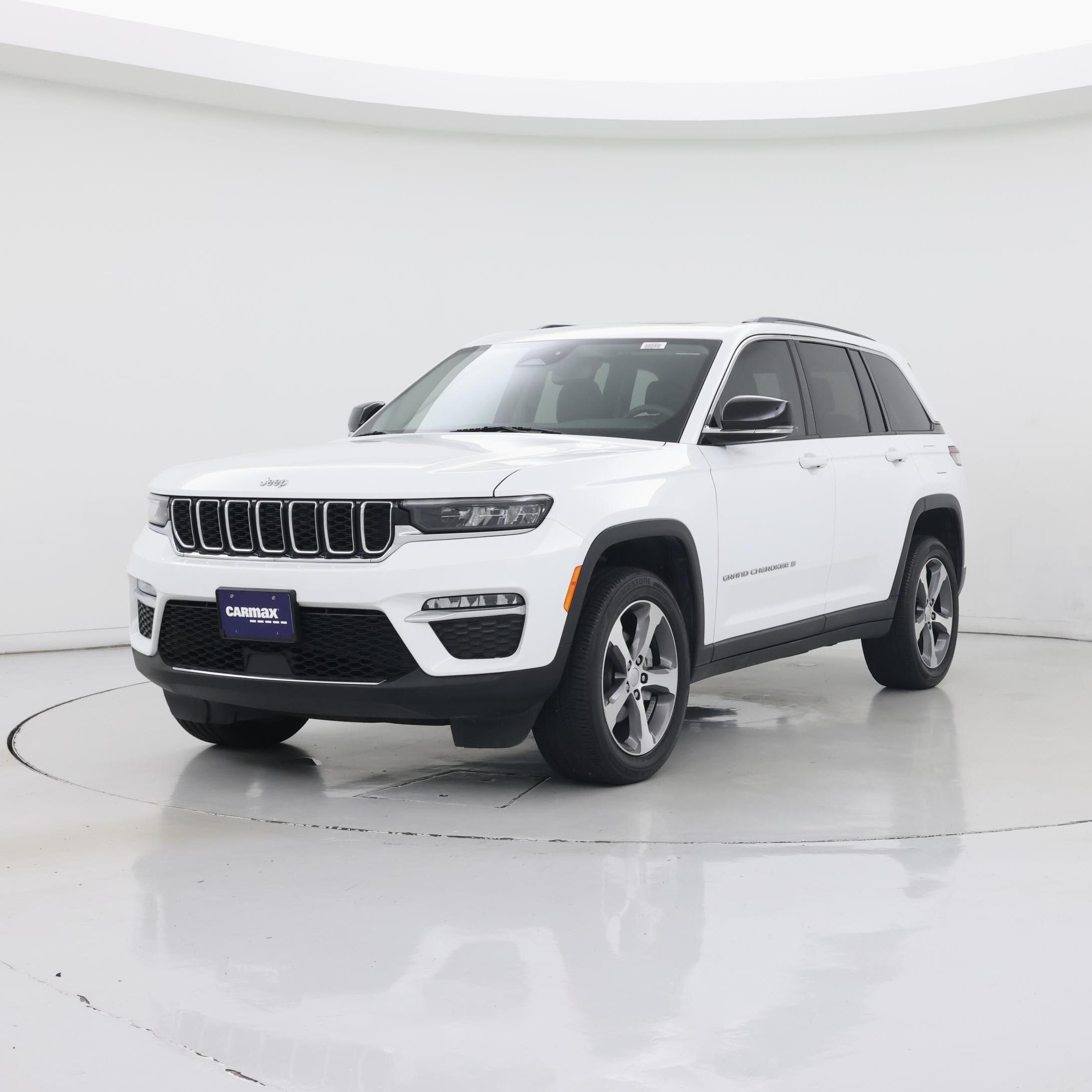Thumbnail: 2023 Jeep Grand Cherokee - 4