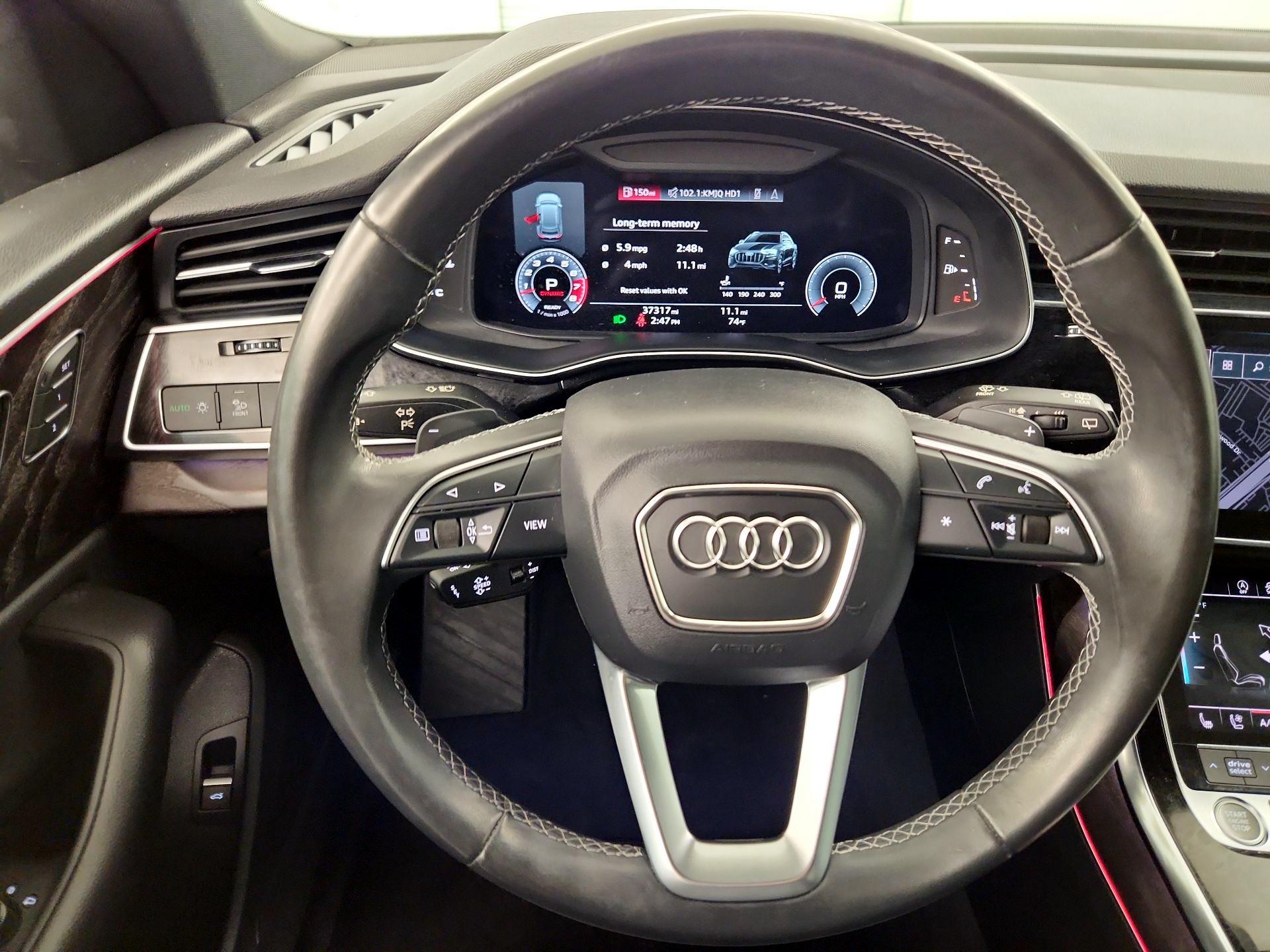 Thumbnail: 2021 Audi Q8 - 10