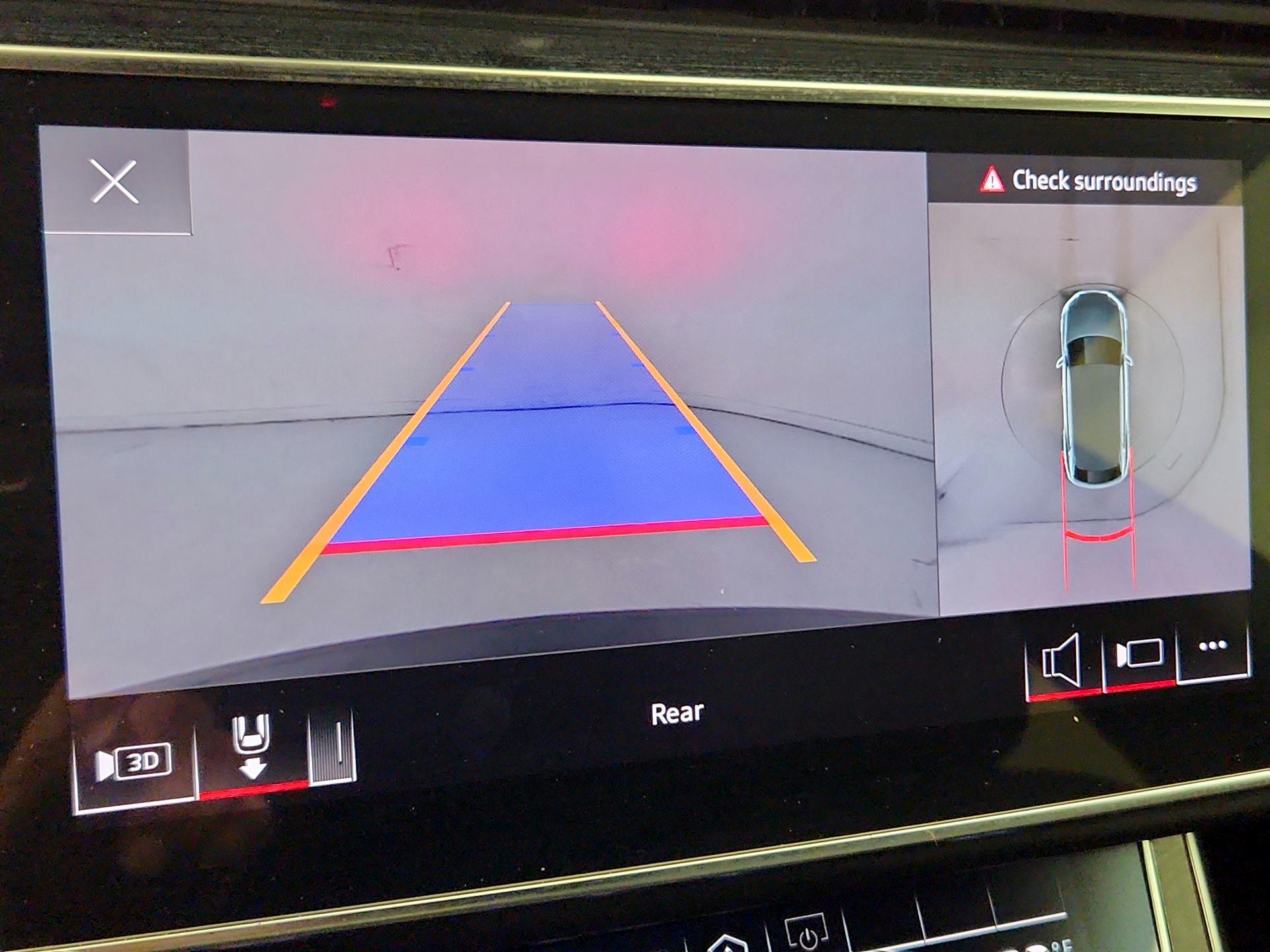 Thumbnail: 2021 Audi Q8 - 15