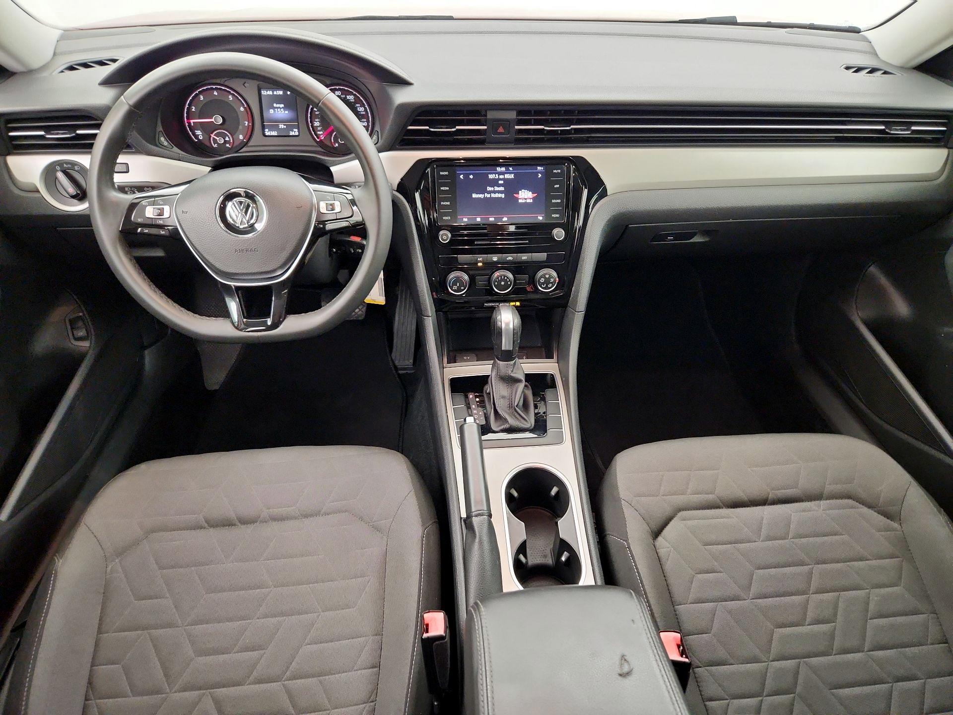 Thumbnail: 2021 Volkswagen Passat - 9