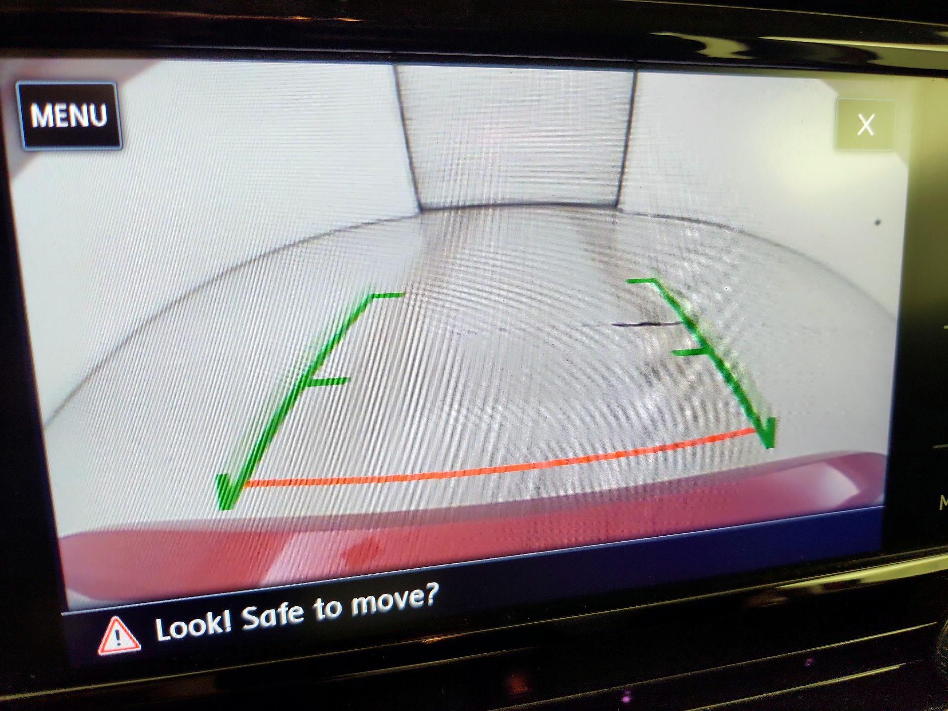 Thumbnail: 2021 Volkswagen Passat - 14