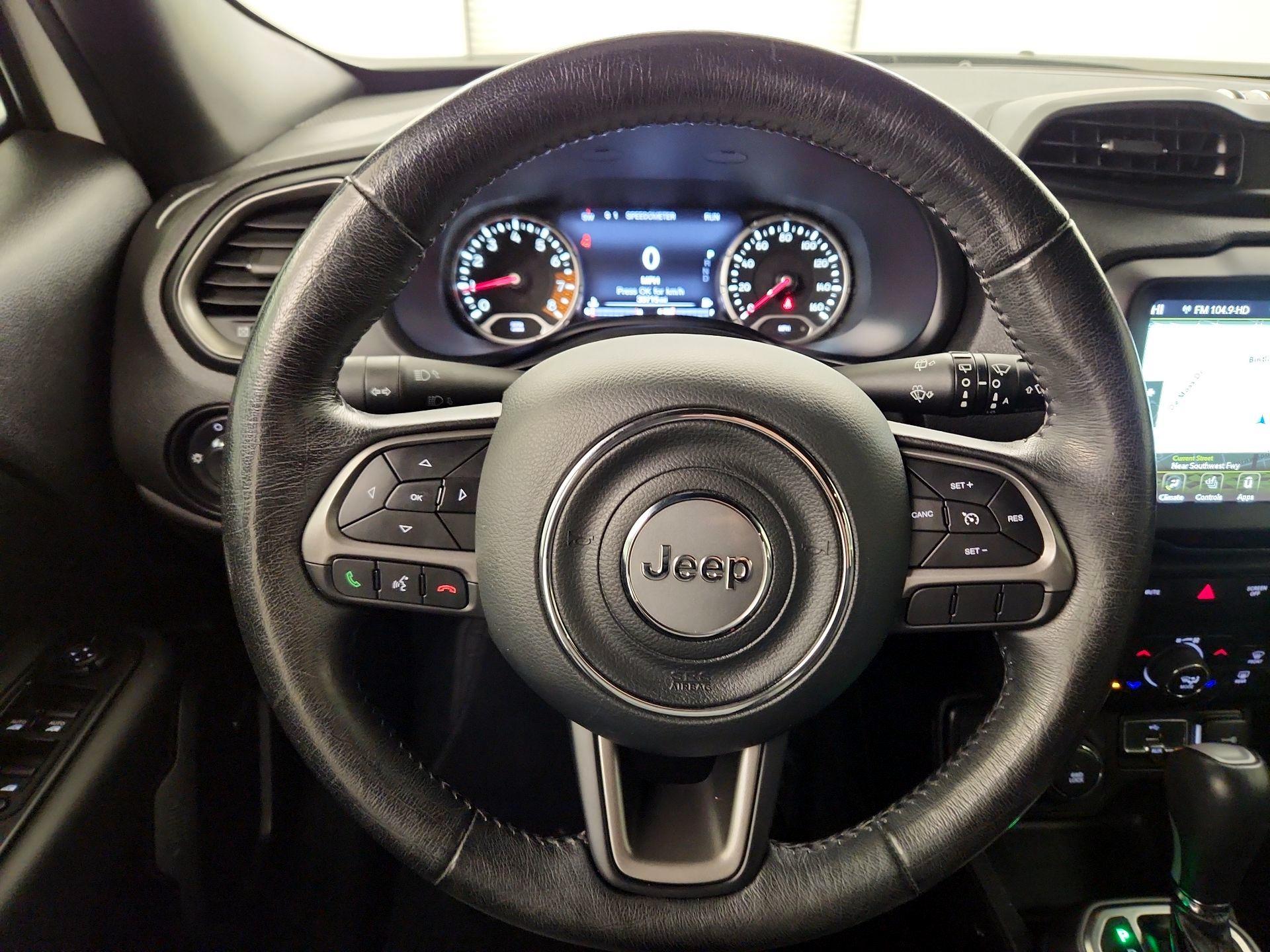 Thumbnail: 2020 Jeep Renegade - 10