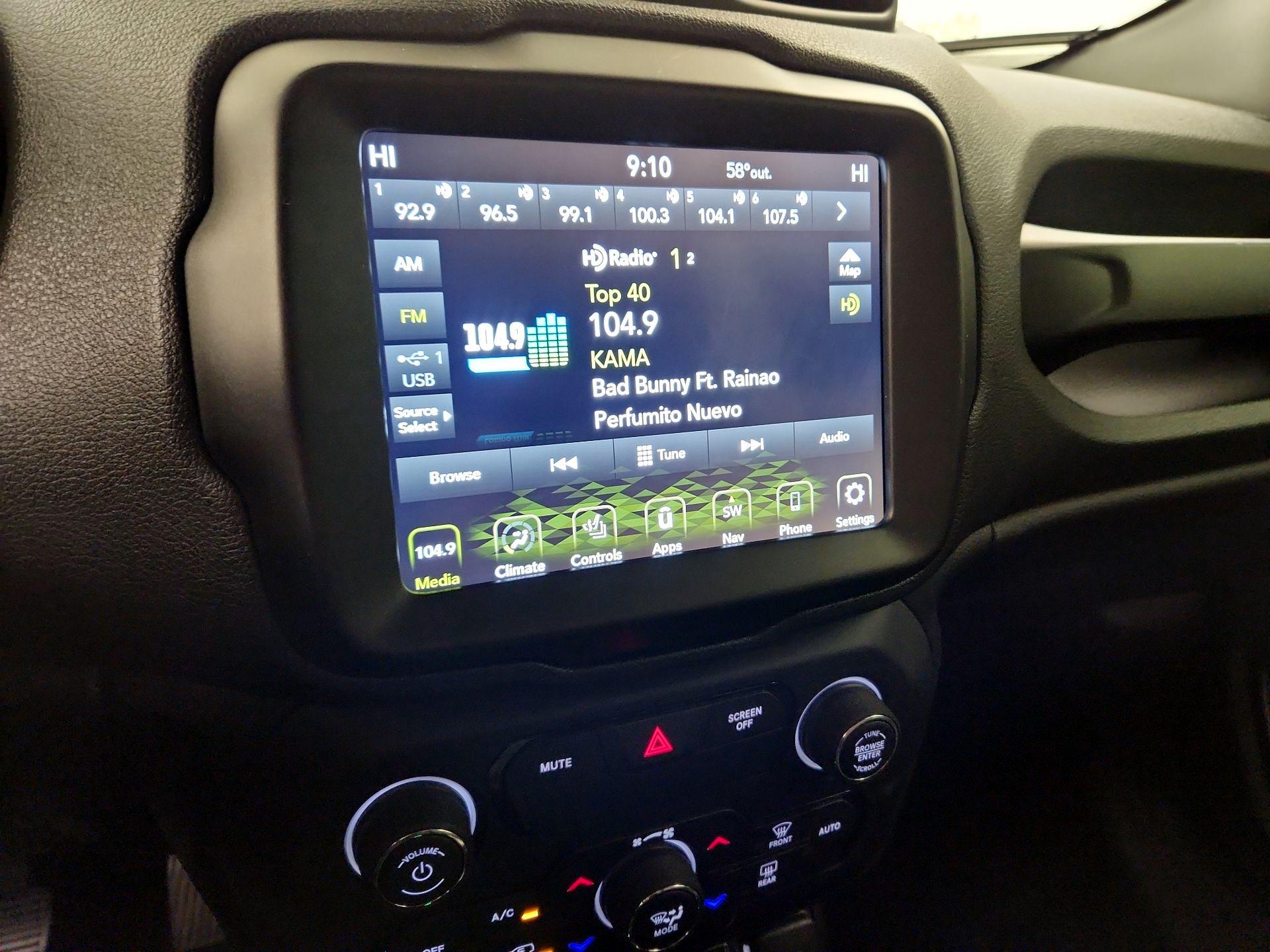 Thumbnail: 2020 Jeep Renegade - 16