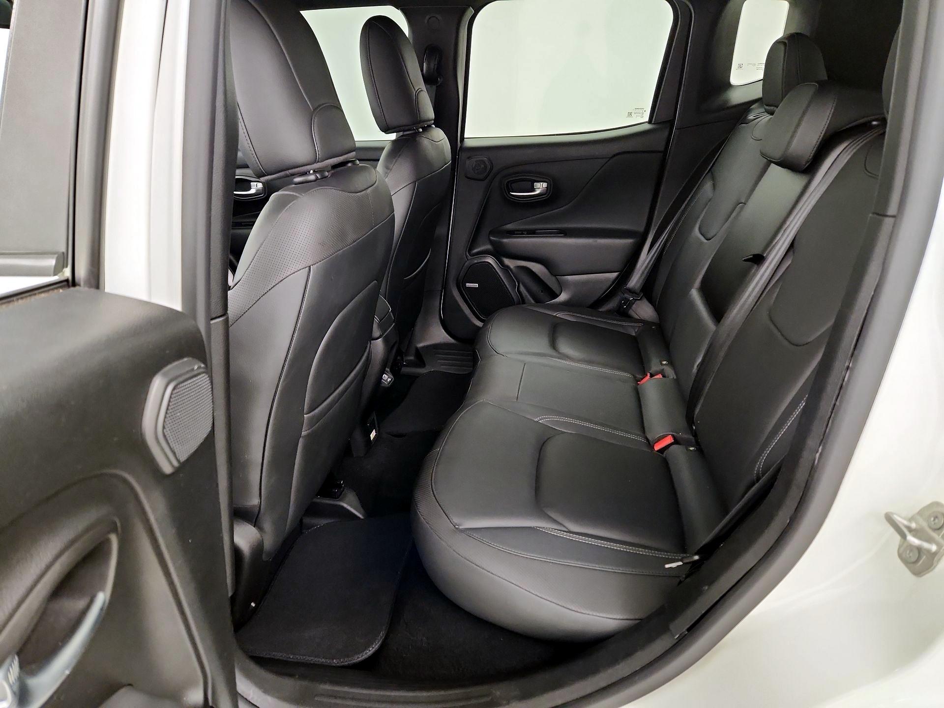 Thumbnail: 2020 Jeep Renegade - 20