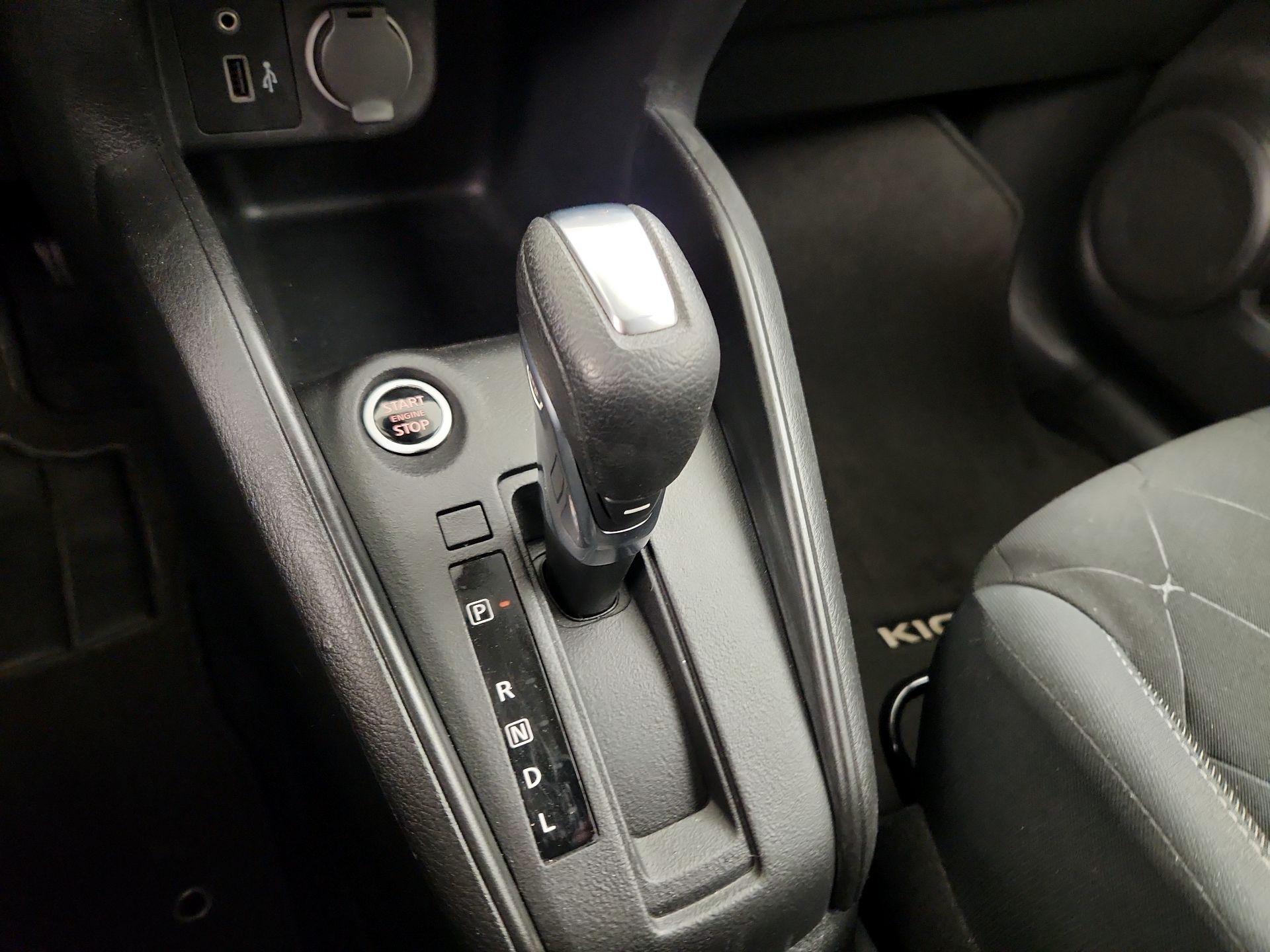 Thumbnail: 2020 Nissan Kicks - 17