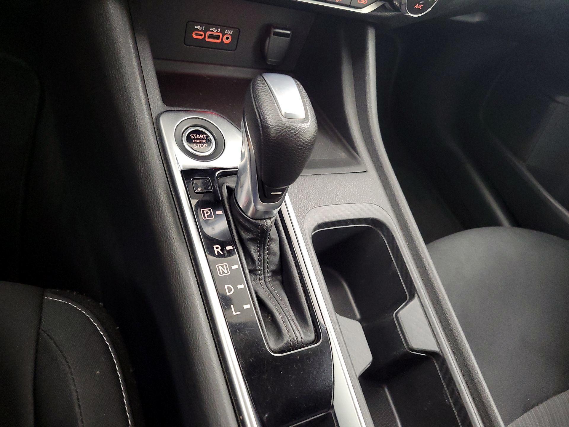 Thumbnail: 2021 Nissan Sentra - 17