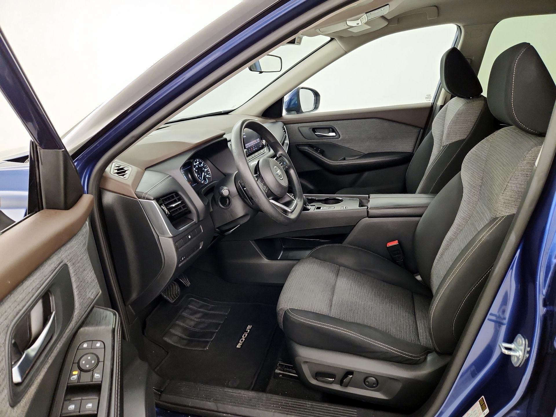 Thumbnail: 2021 Nissan Rogue - 11