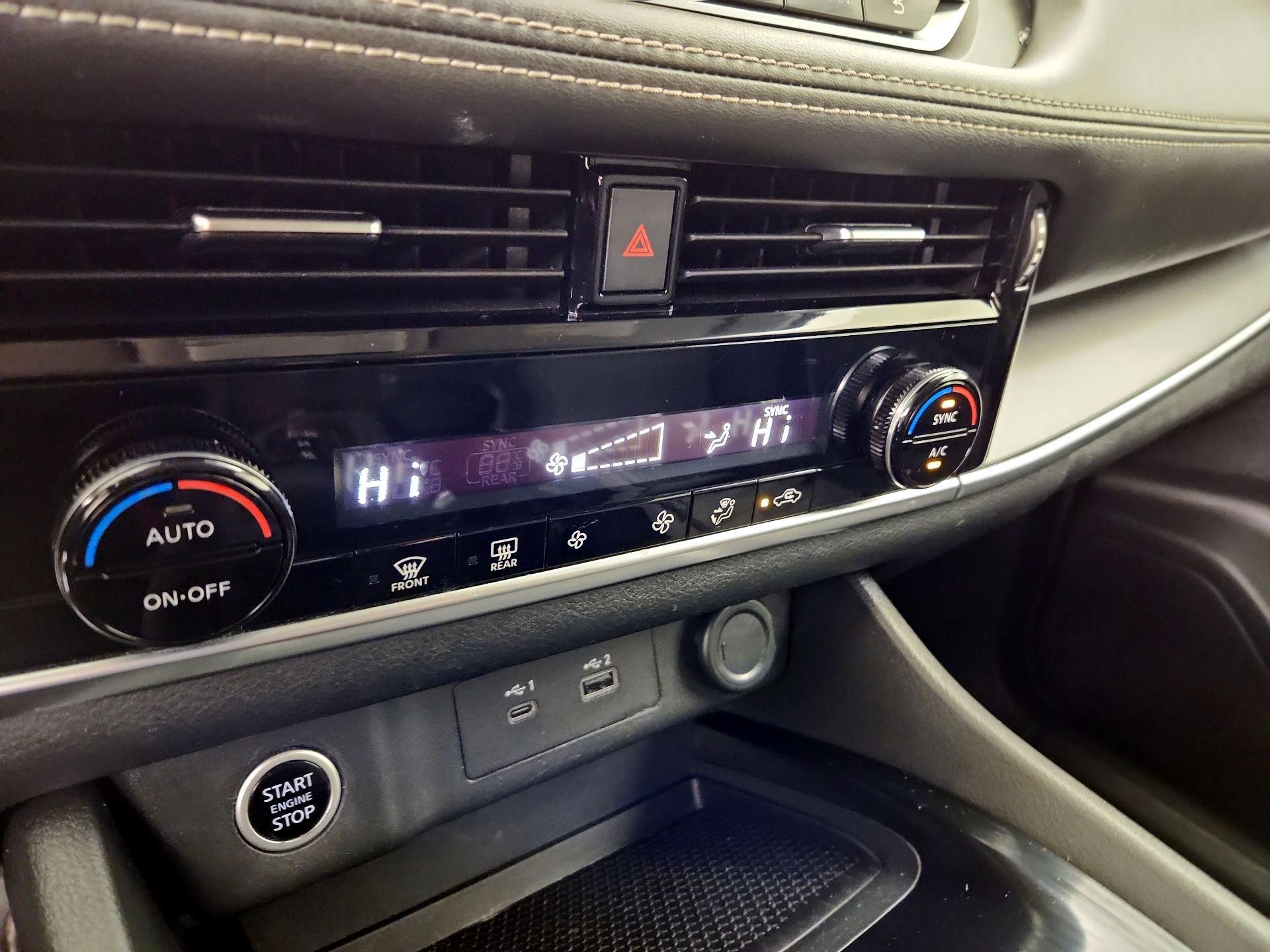 Thumbnail: 2021 Nissan Rogue - 16