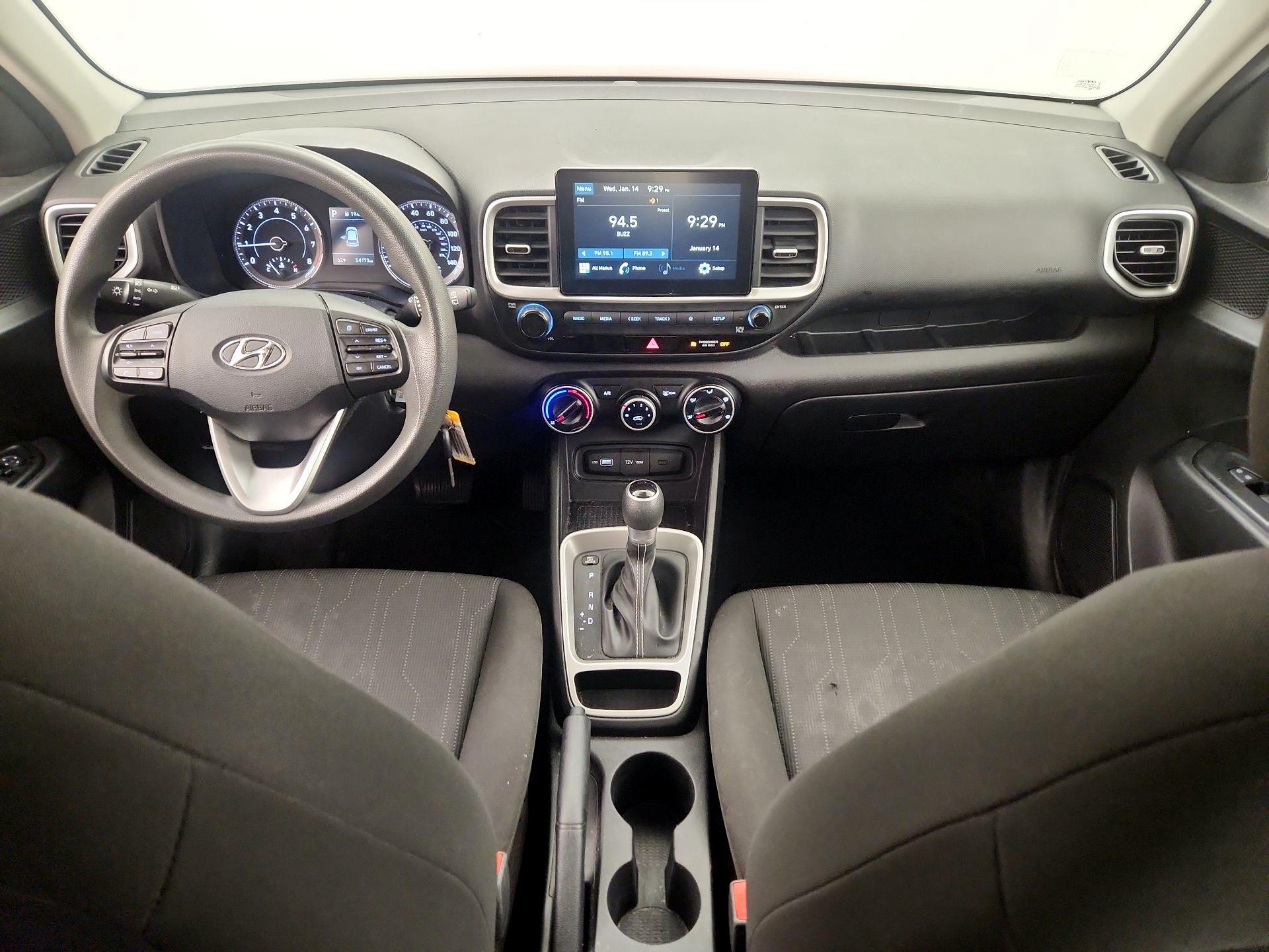 Thumbnail: 2022 Hyundai Venue - 9