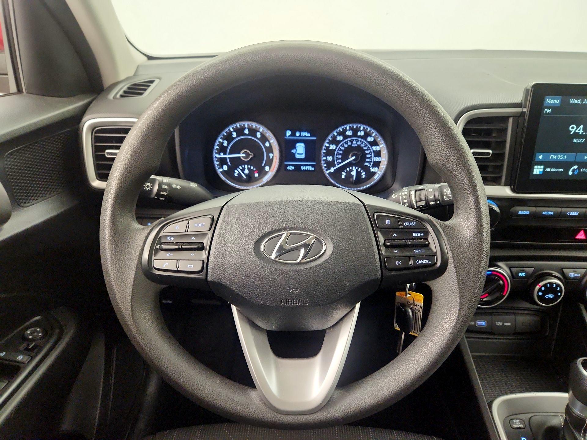 Thumbnail: 2022 Hyundai Venue - 10