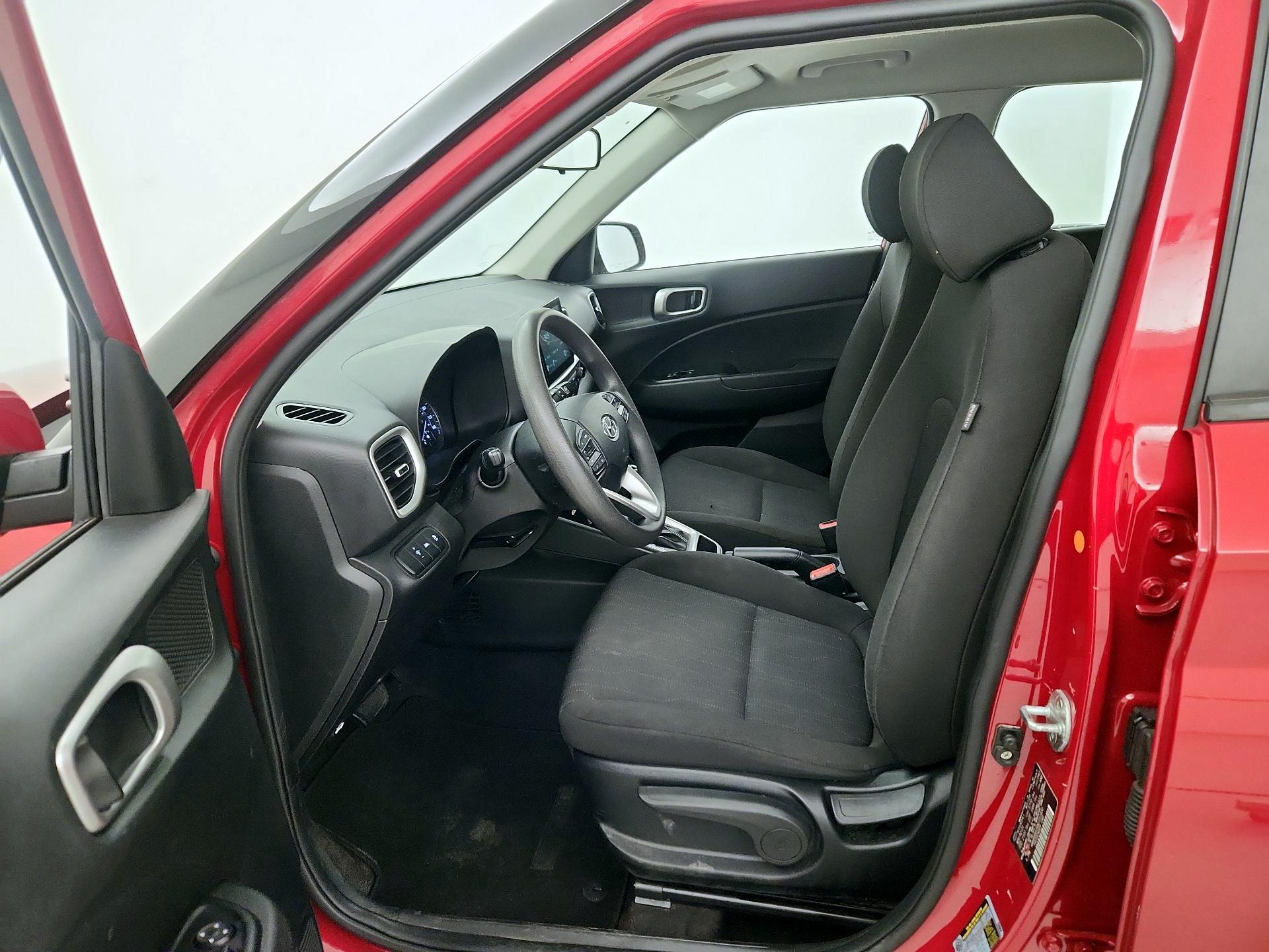 Thumbnail: 2022 Hyundai Venue - 11