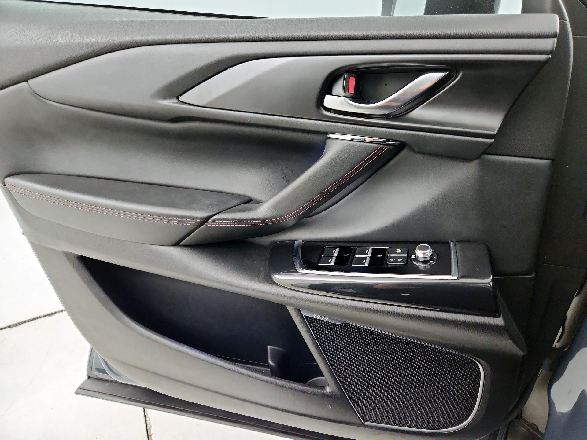 Thumbnail: 2023 Mazda CX-9 - 12