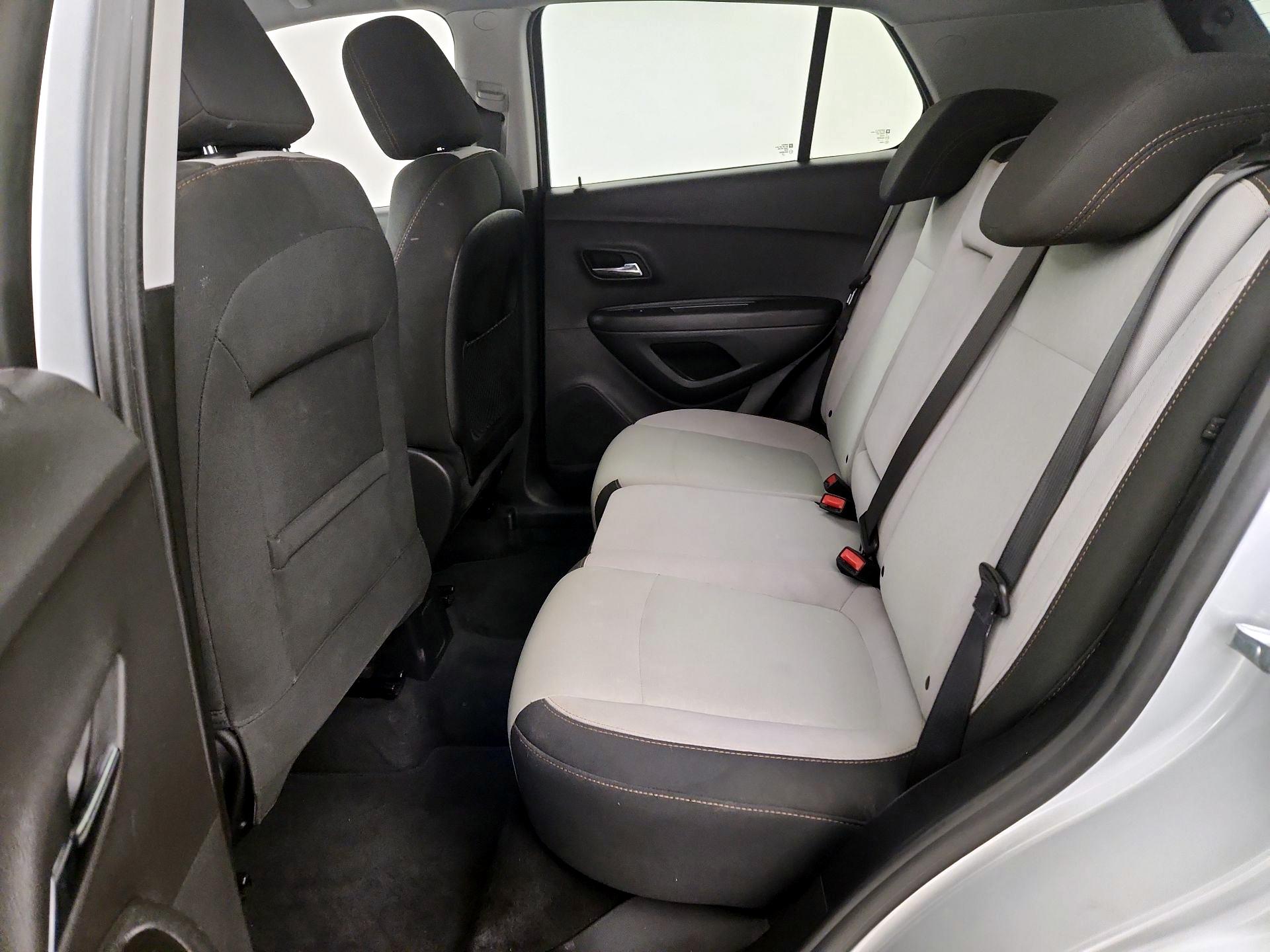 Thumbnail: 2020 Chevrolet Trax - 19