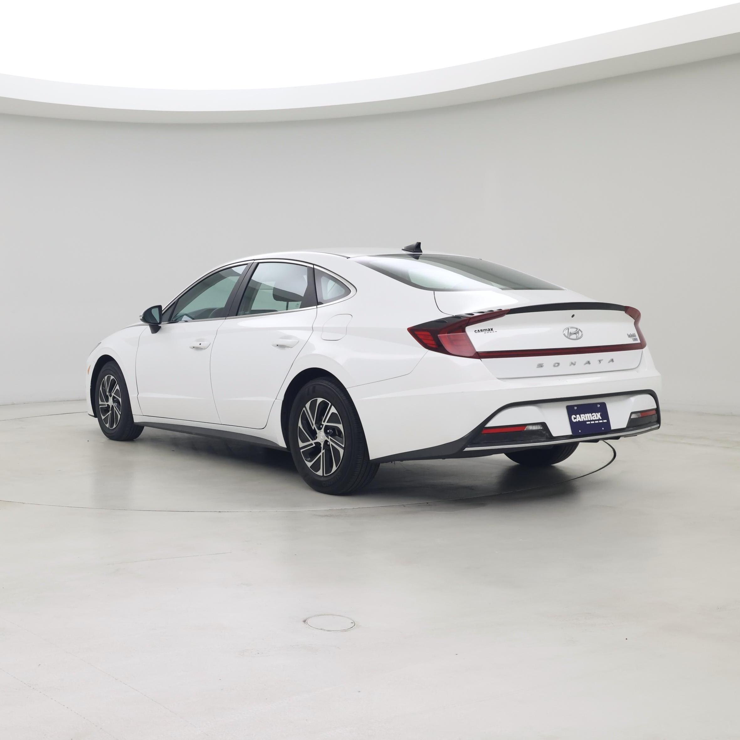 Thumbnail: 2023 Hyundai Sonata - 2