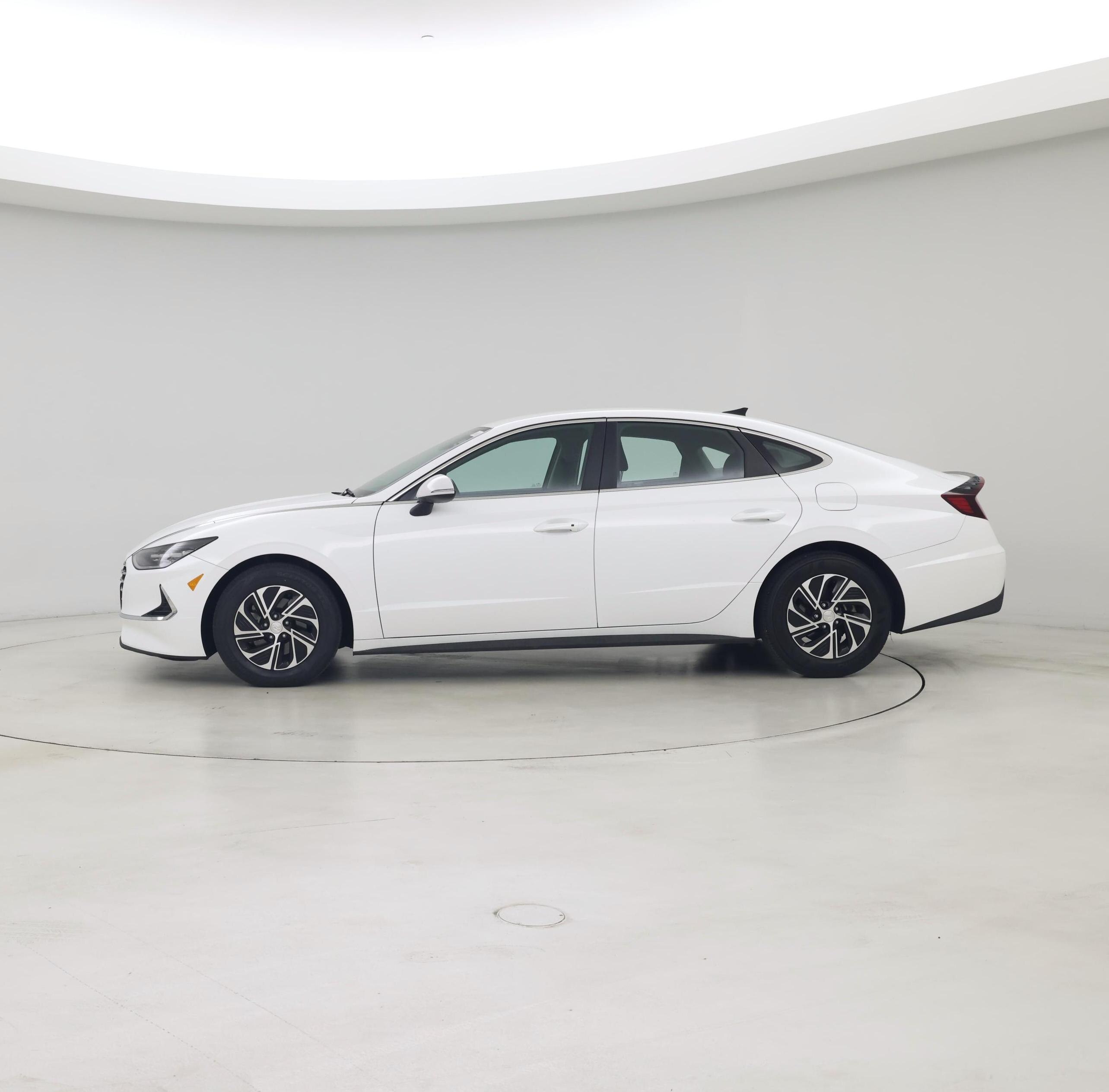 Thumbnail: 2023 Hyundai Sonata - 3