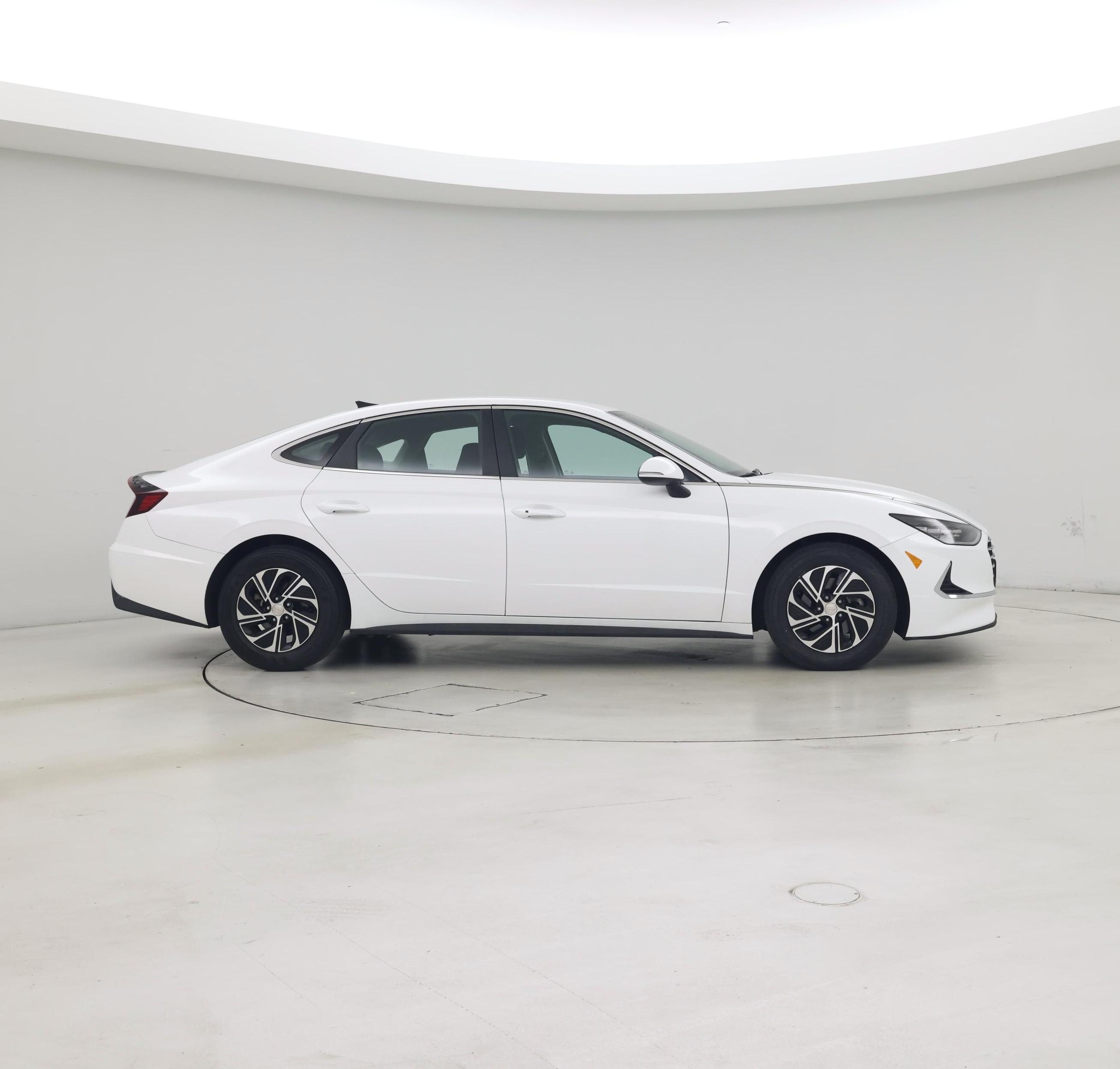 Thumbnail: 2023 Hyundai Sonata - 7