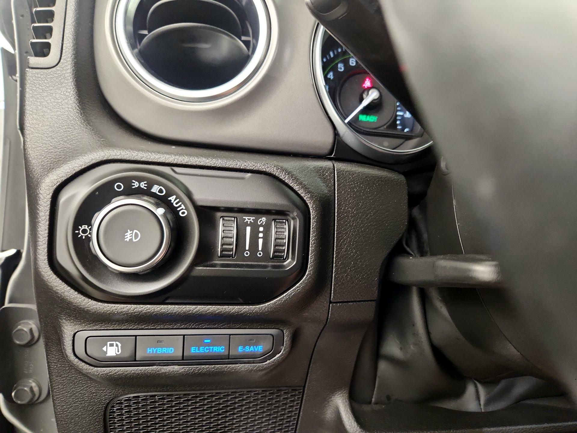 Thumbnail: 2022 Jeep Wrangler - 13