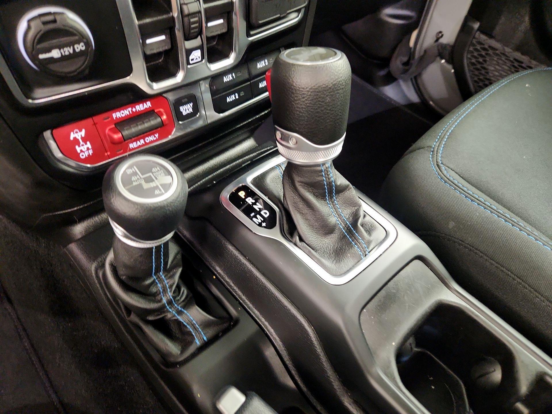 Thumbnail: 2022 Jeep Wrangler - 17