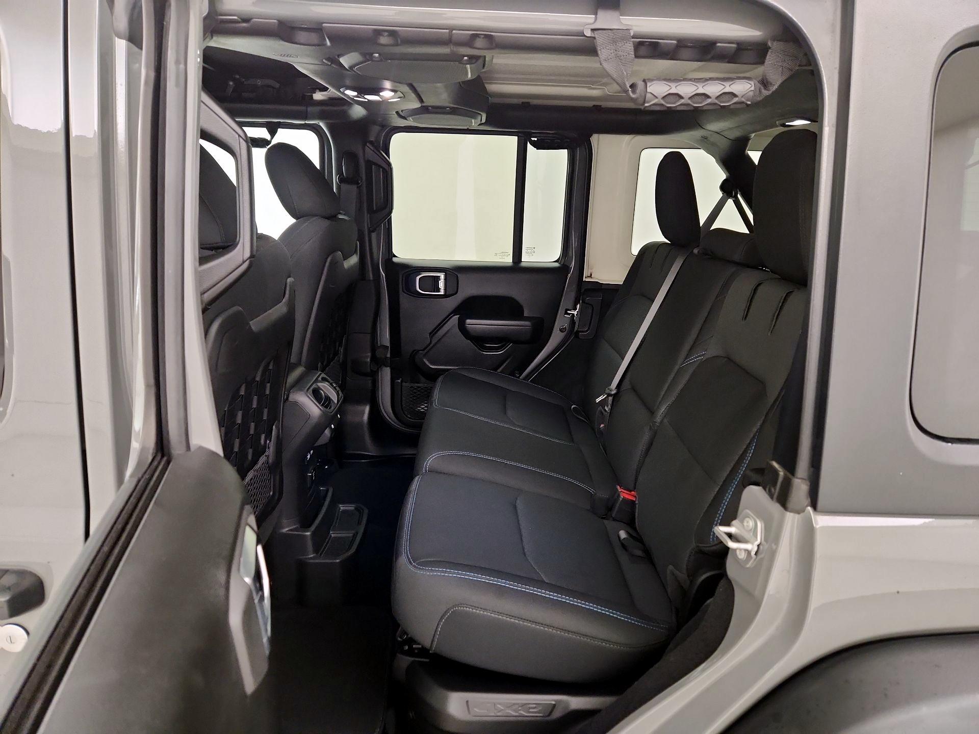 Thumbnail: 2022 Jeep Wrangler - 19