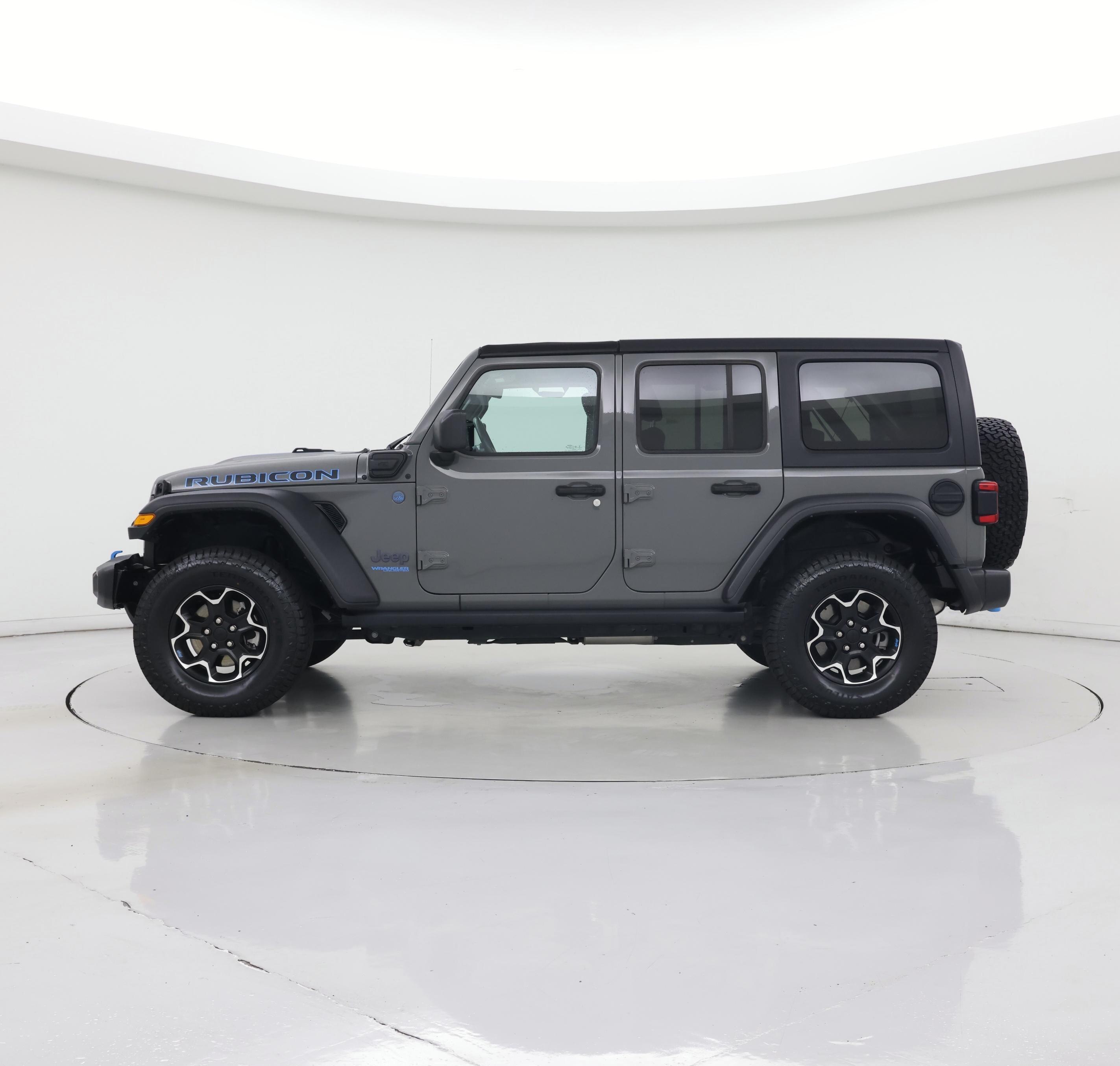 Thumbnail: 2022 Jeep Wrangler - 3