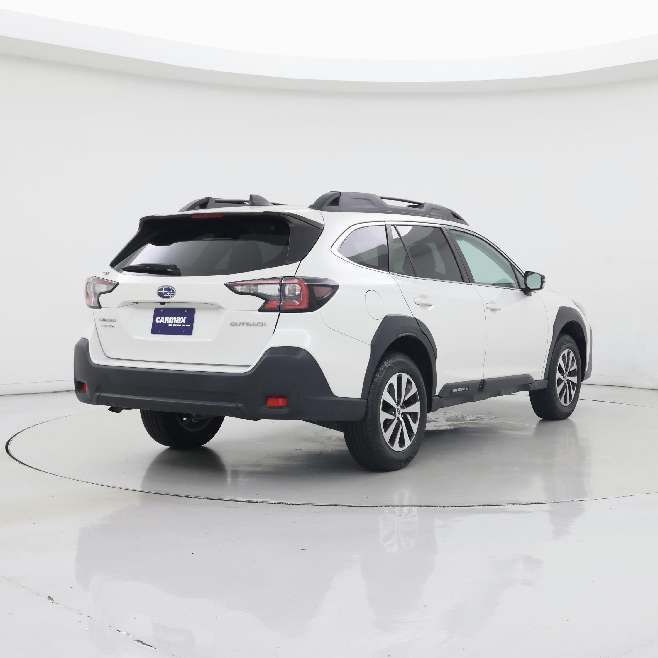 Thumbnail: 2023 Subaru Outback - 8