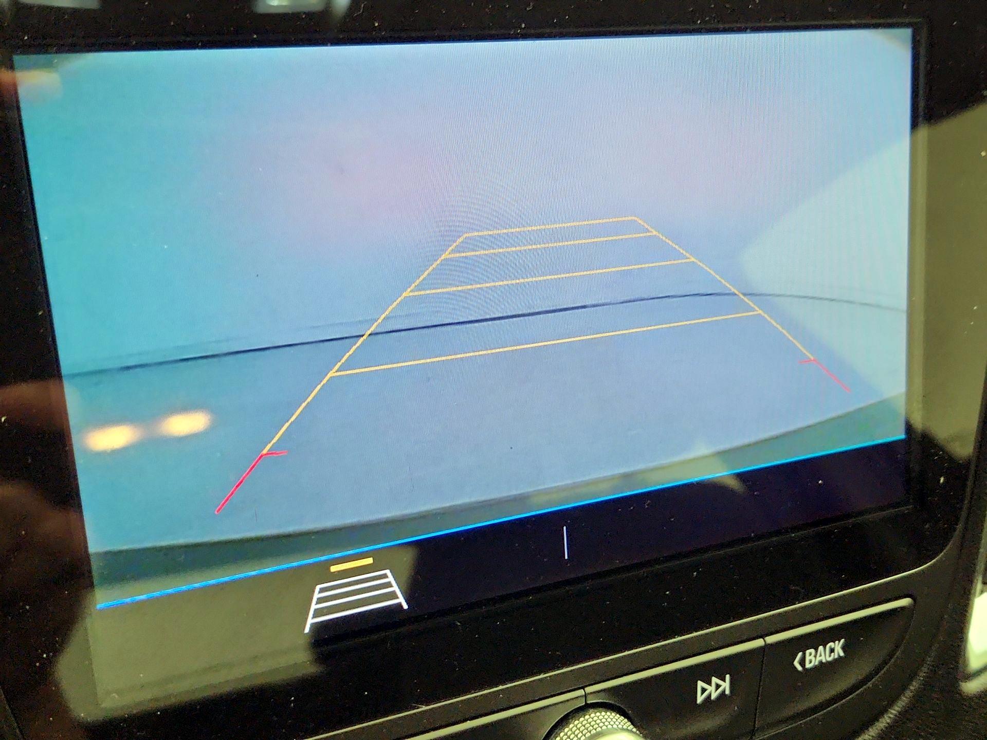 Thumbnail: 2020 Chevrolet Malibu - 14