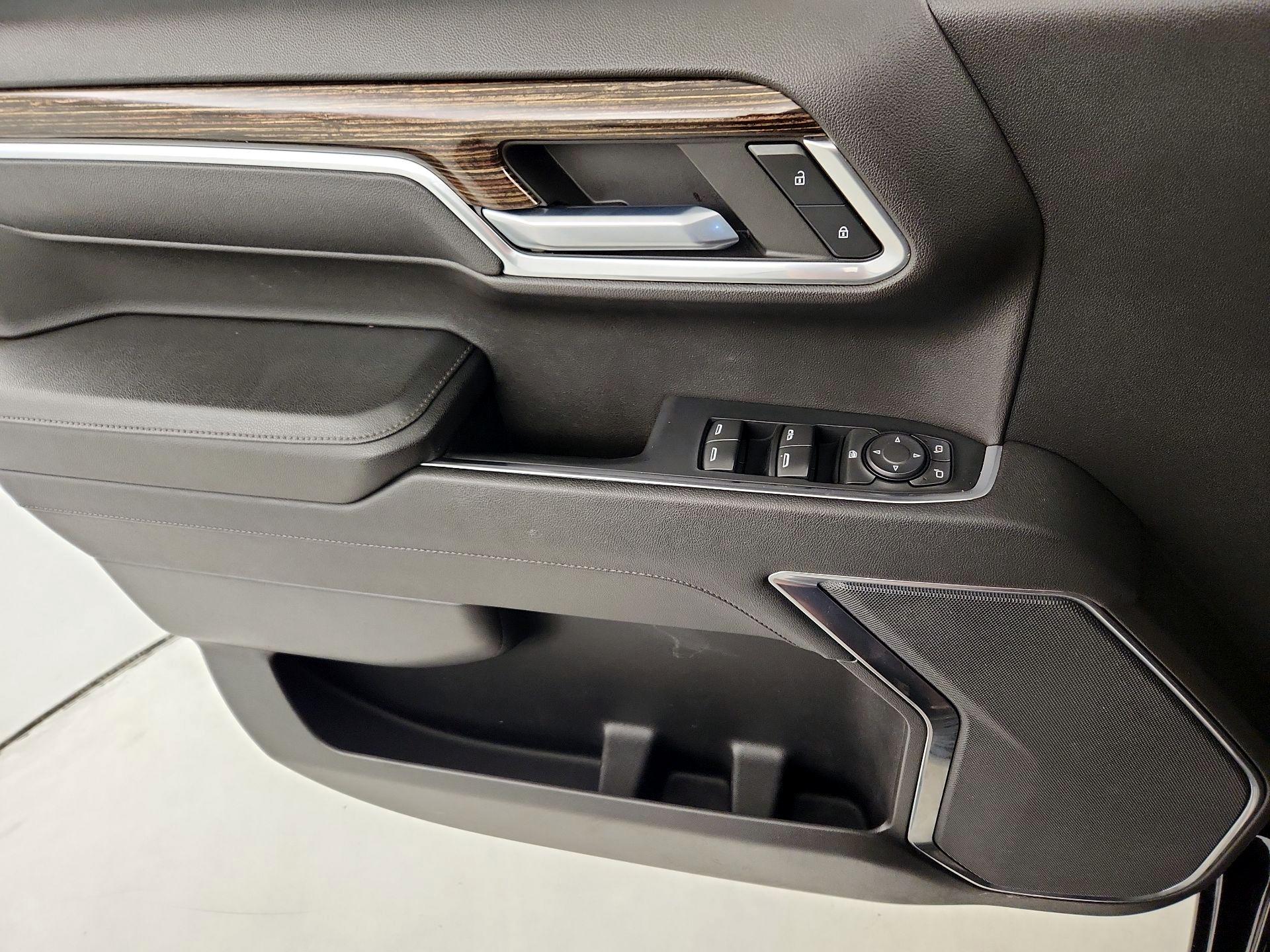 Thumbnail: 2023 GMC Sierra 1500 - 12