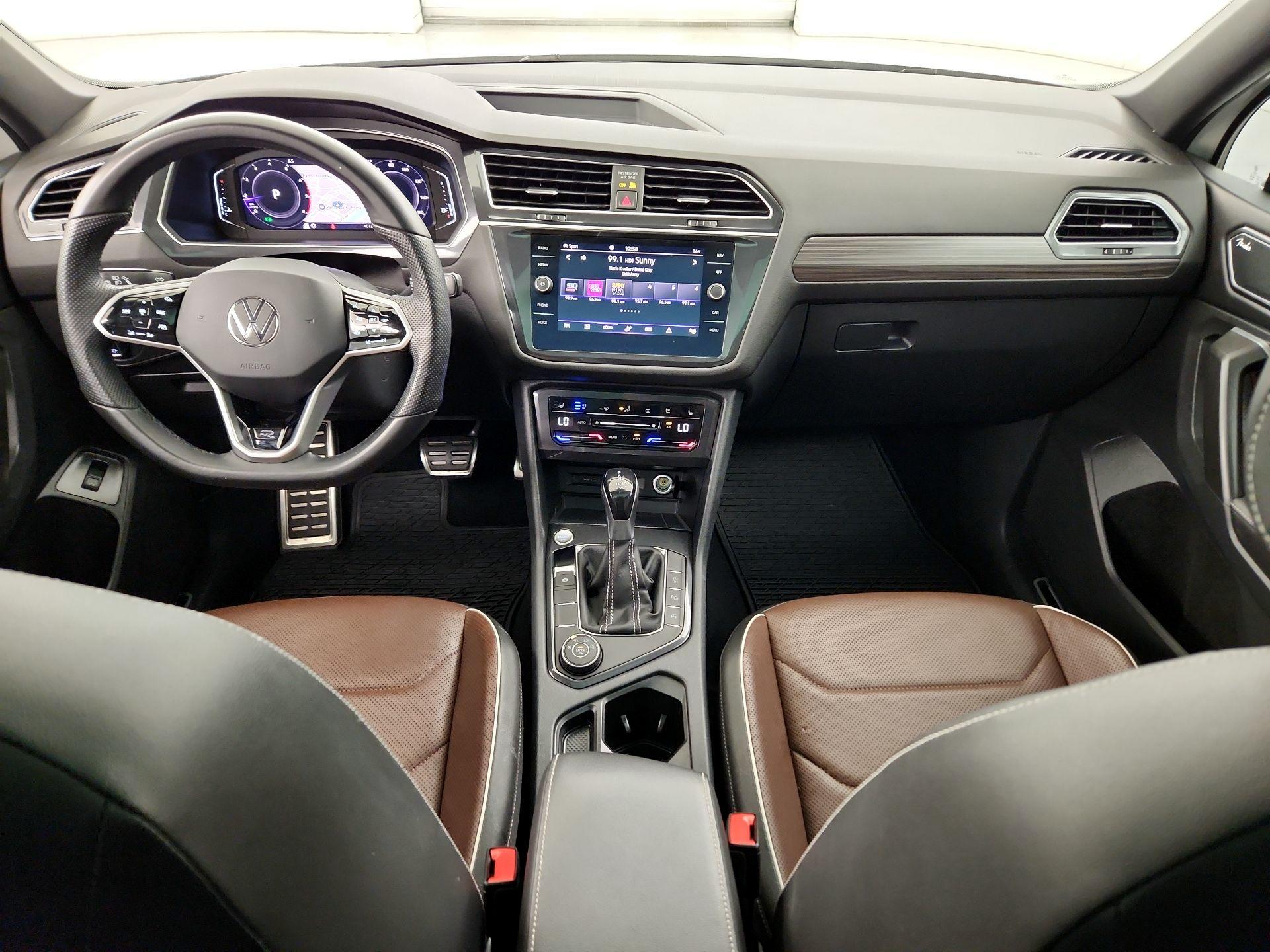 Thumbnail: 2022 Volkswagen Tiguan - 9