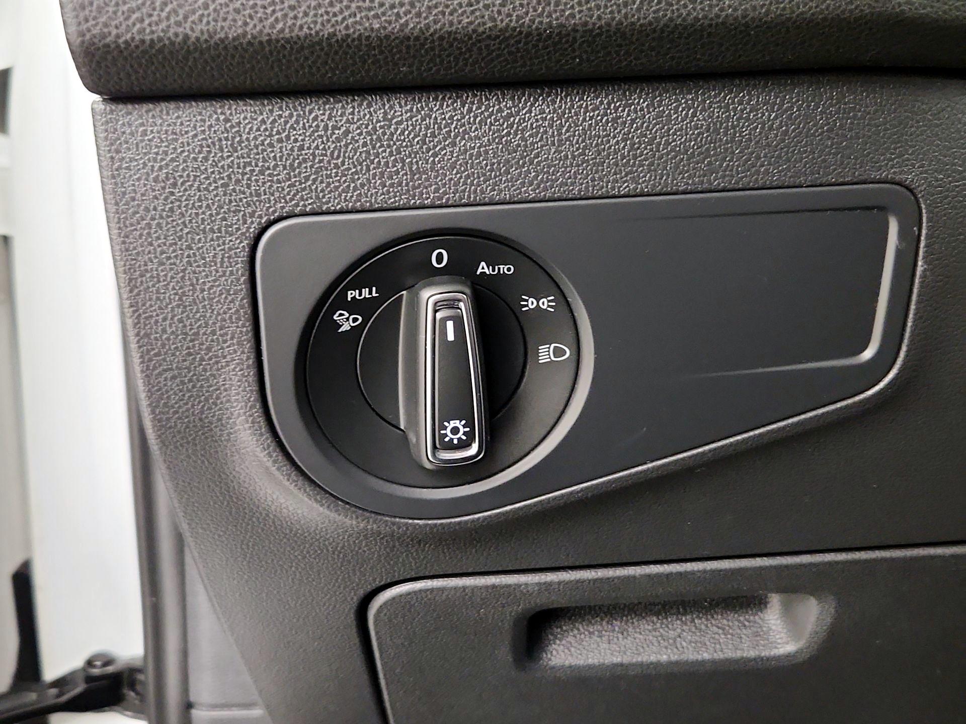 Thumbnail: 2022 Volkswagen Tiguan - 13