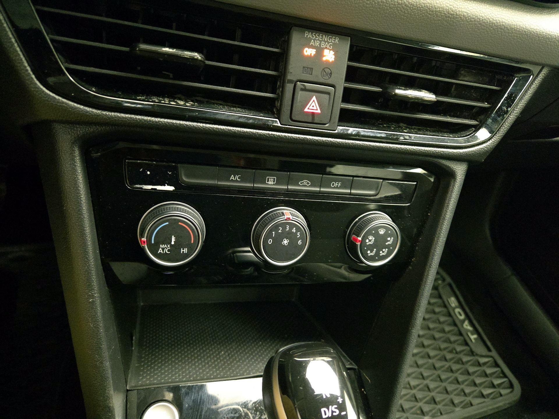 Thumbnail: 2024 Volkswagen Taos - 16