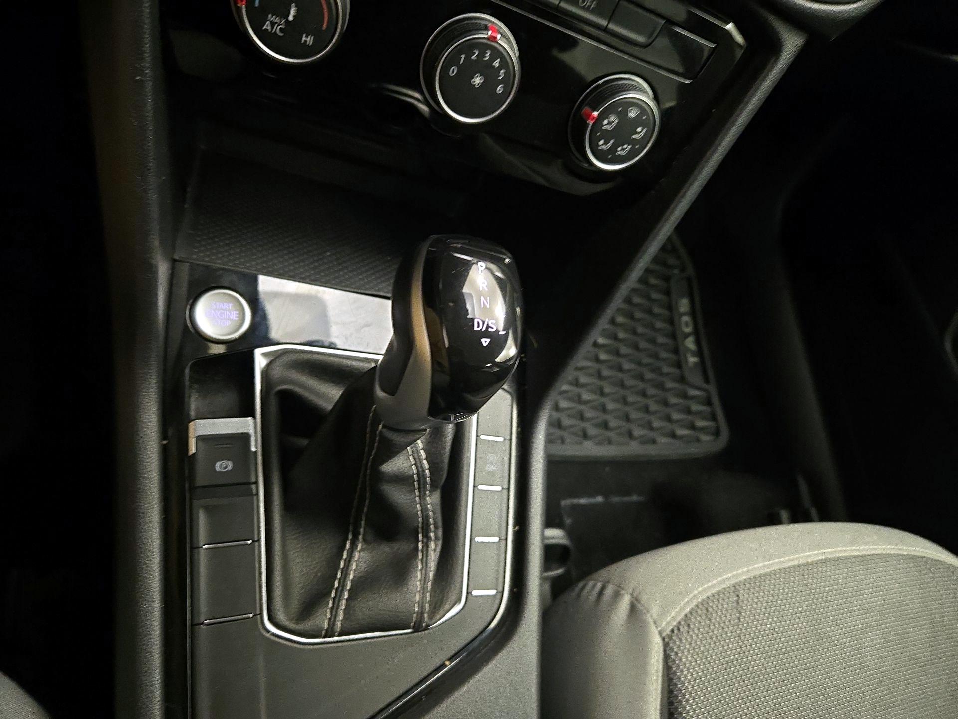 Thumbnail: 2024 Volkswagen Taos - 17